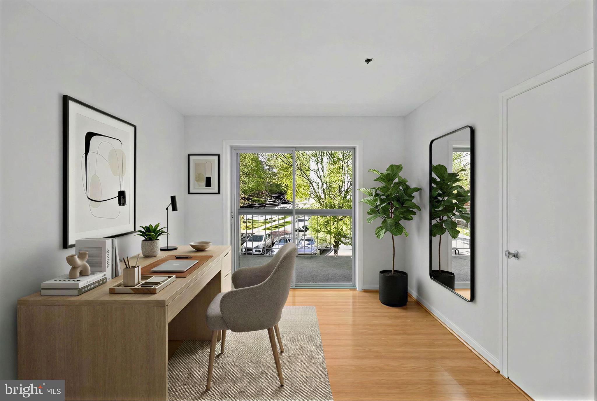 FOUR WINDS AT OAKTON - Residential