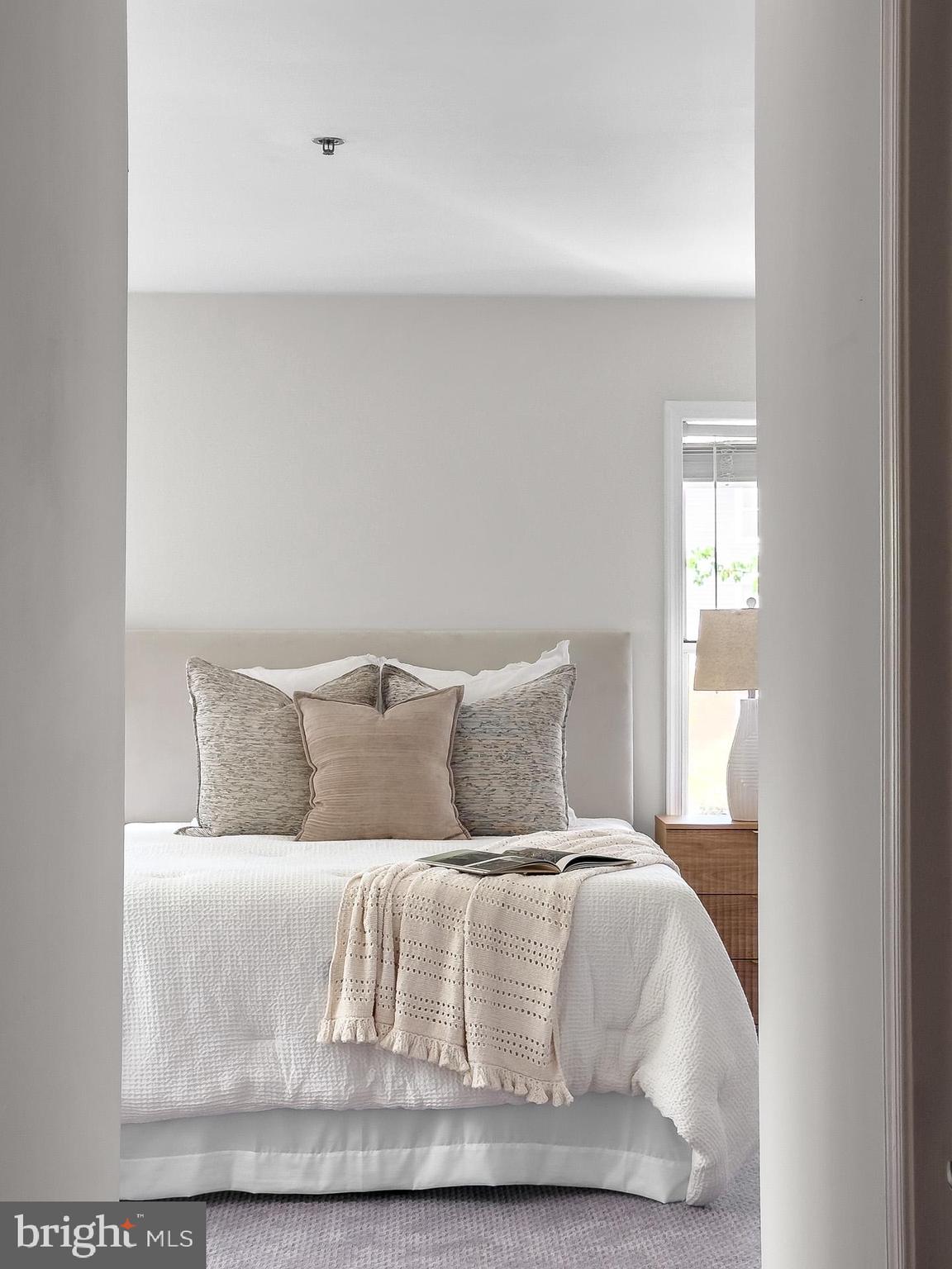 FOUR WINDS AT OAKTON - Residential