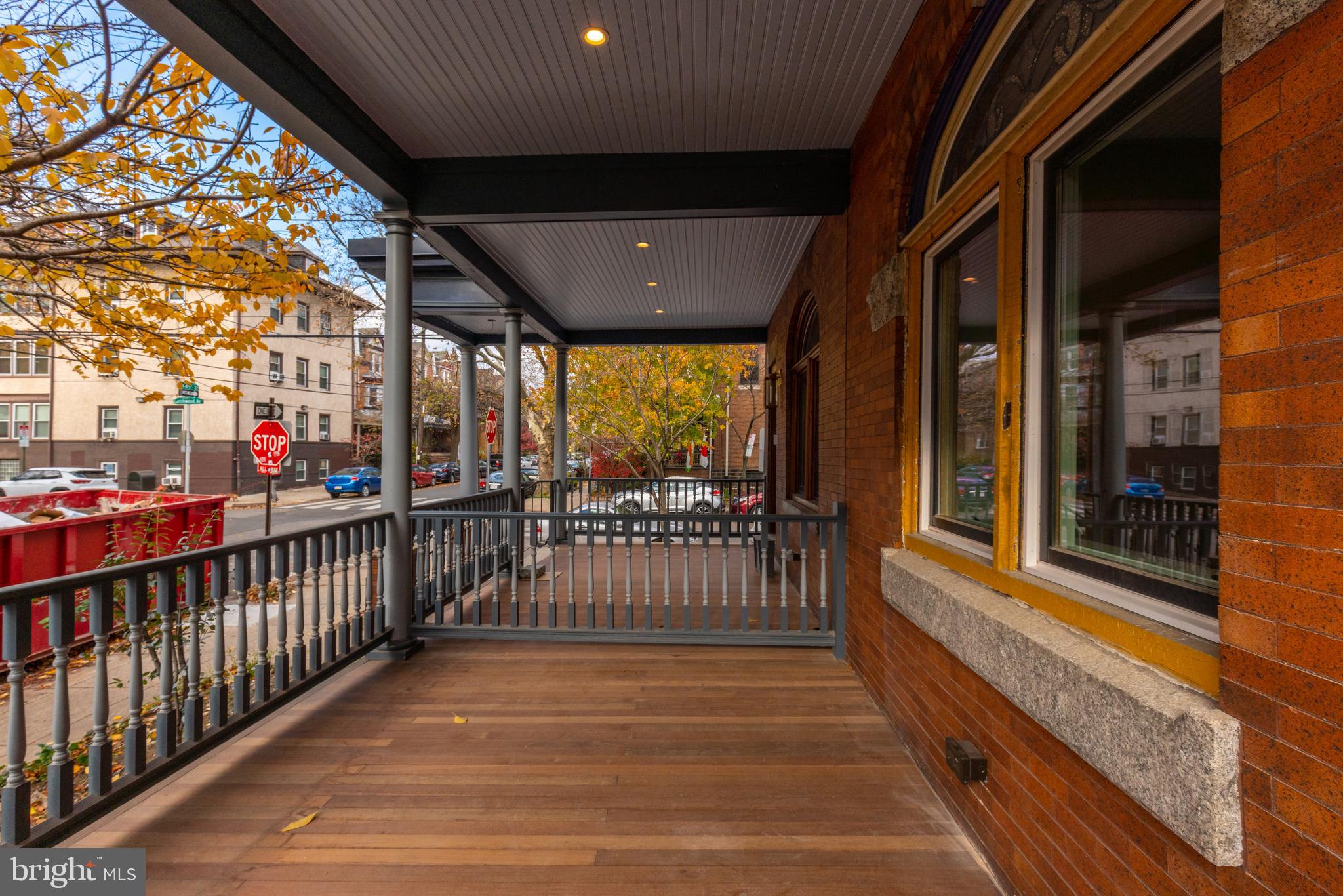 SPRUCE HILL - Residential