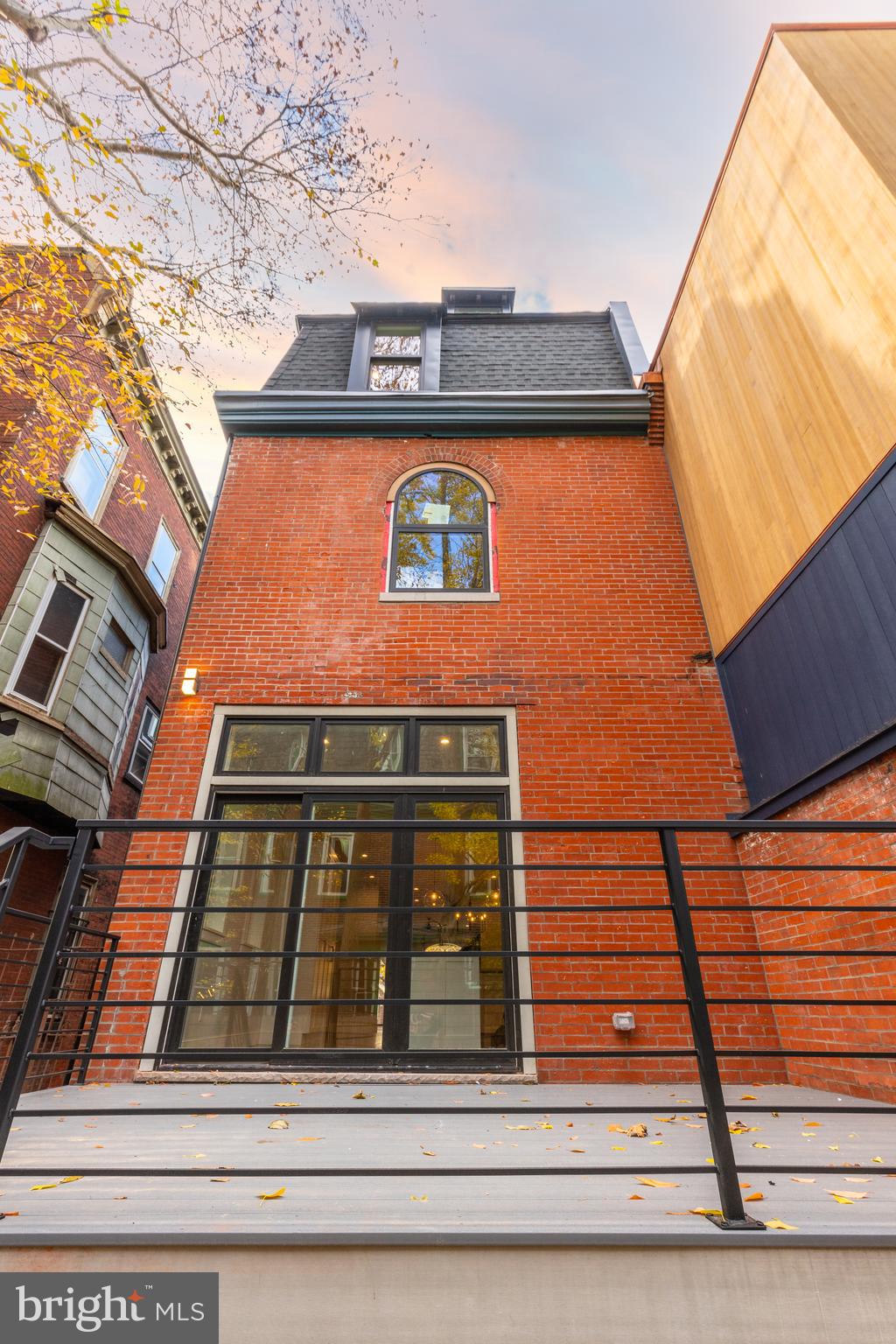 SPRUCE HILL - Residential