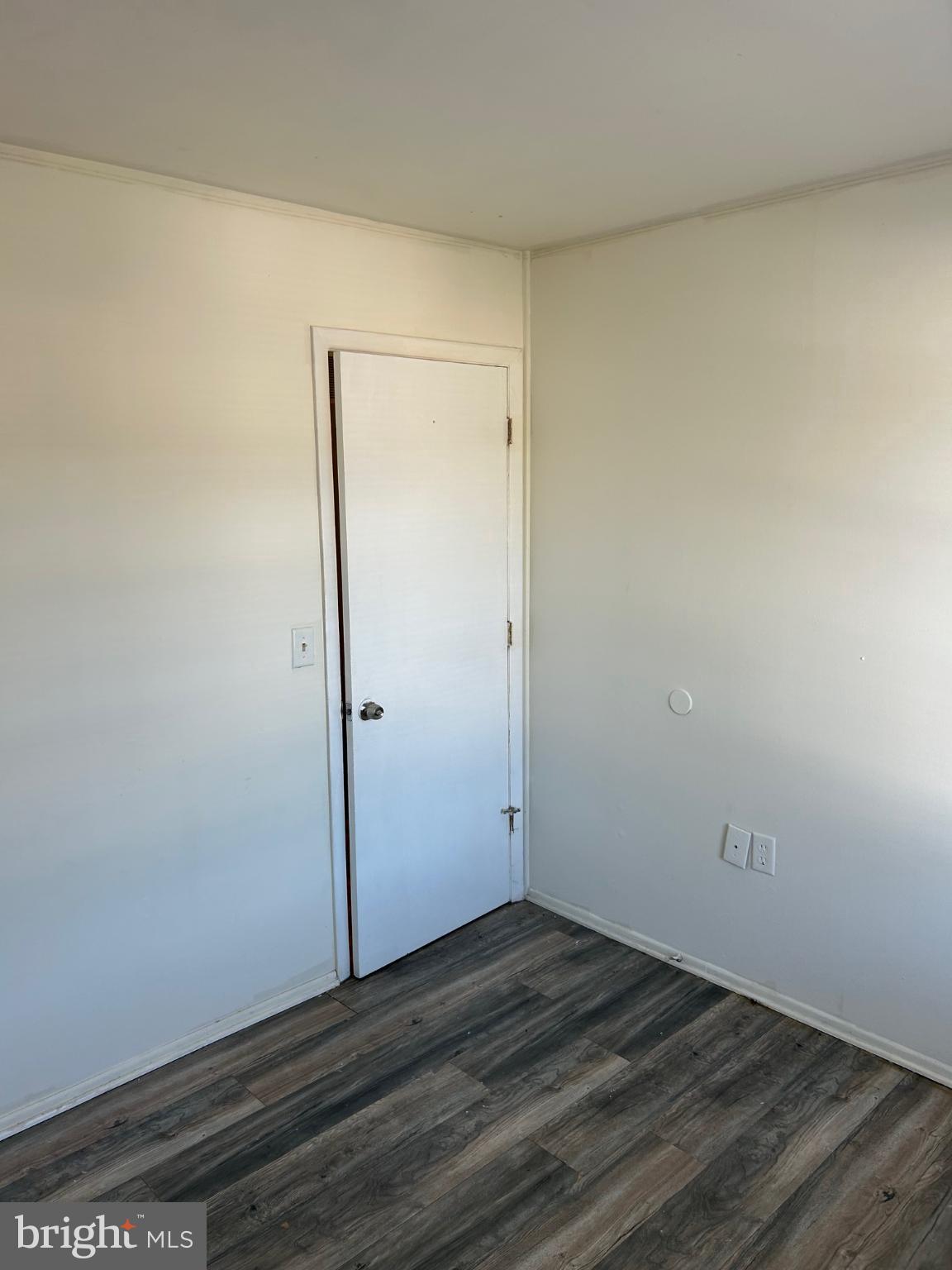 5 COMPASS LANE