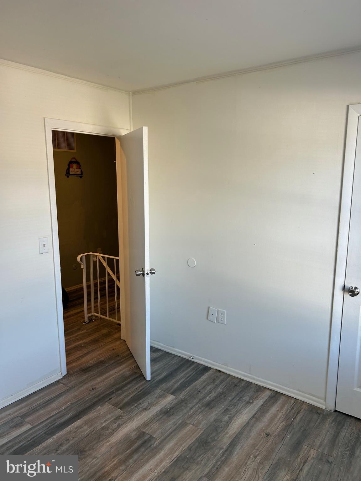5 COMPASS LANE