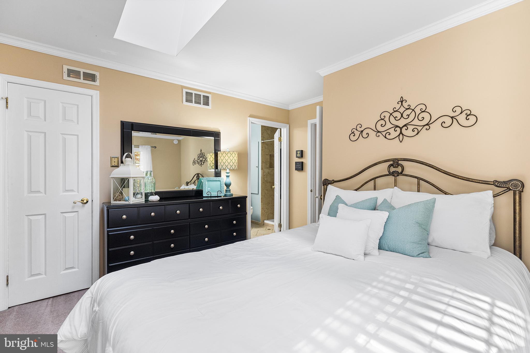 CROWN POINTE - Residential