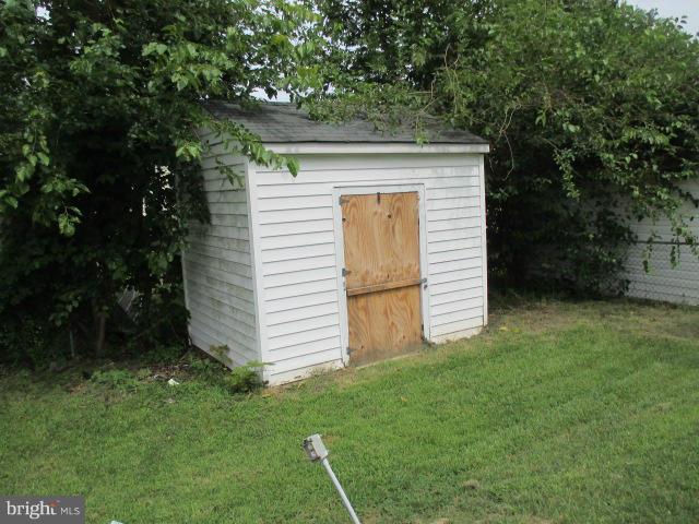 QUEENS PARK - Residential