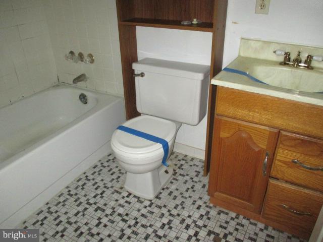 QUEENS PARK - Residential