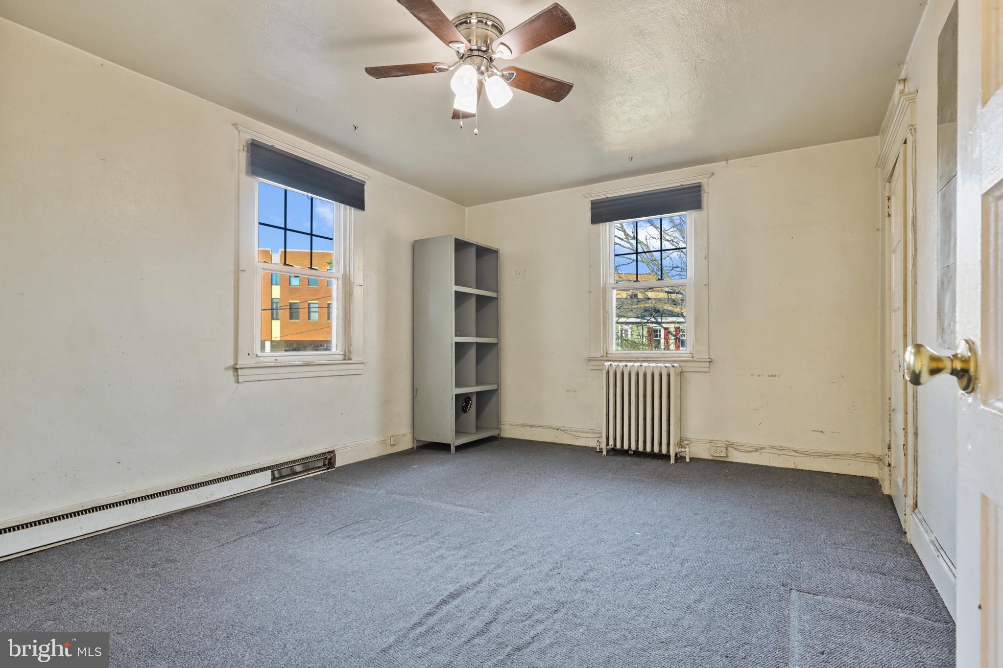 MURRAY HILL - Residential