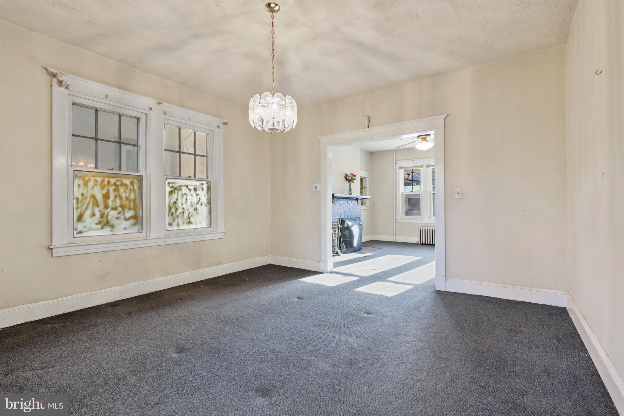 MURRAY HILL - Residential