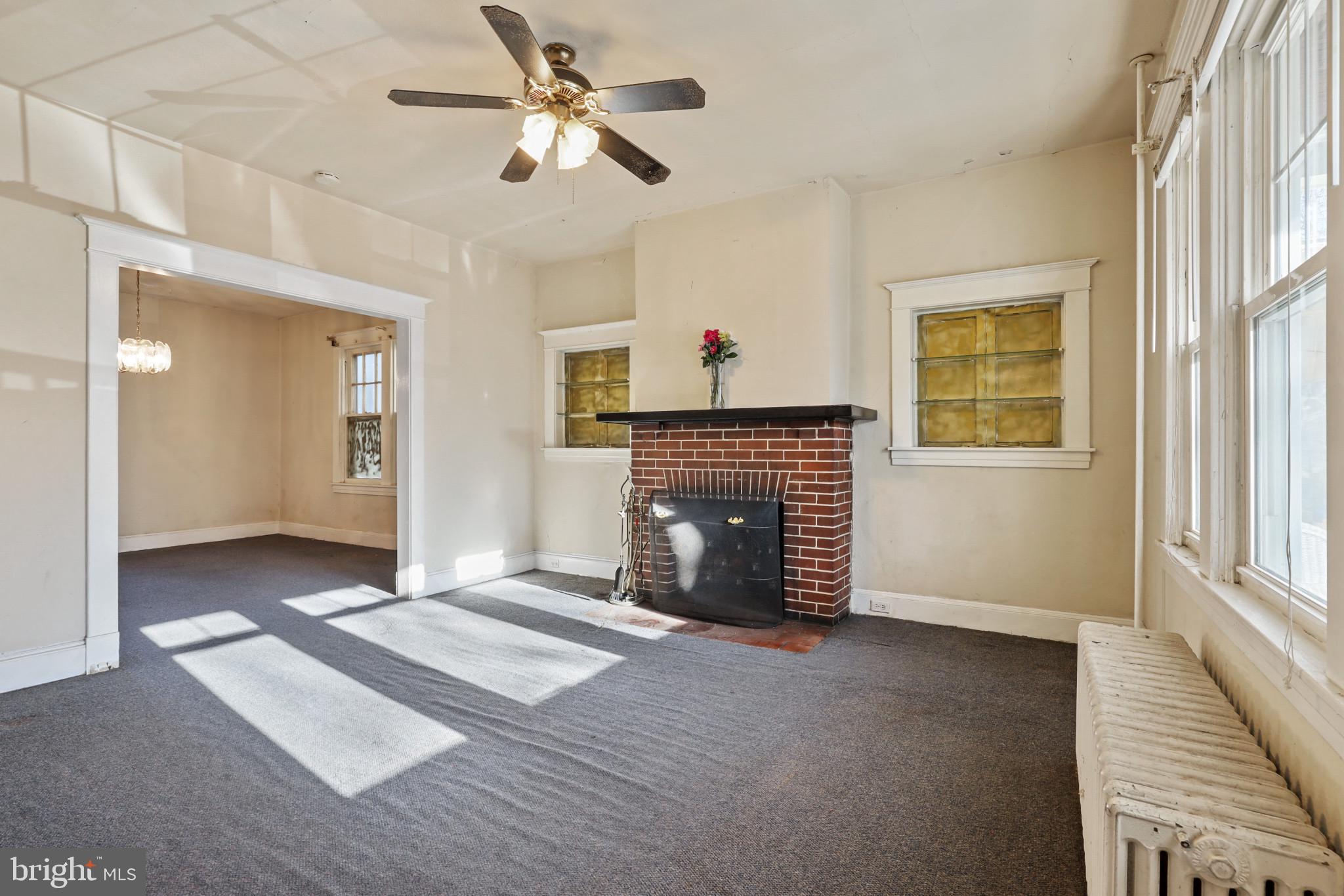 MURRAY HILL - Residential