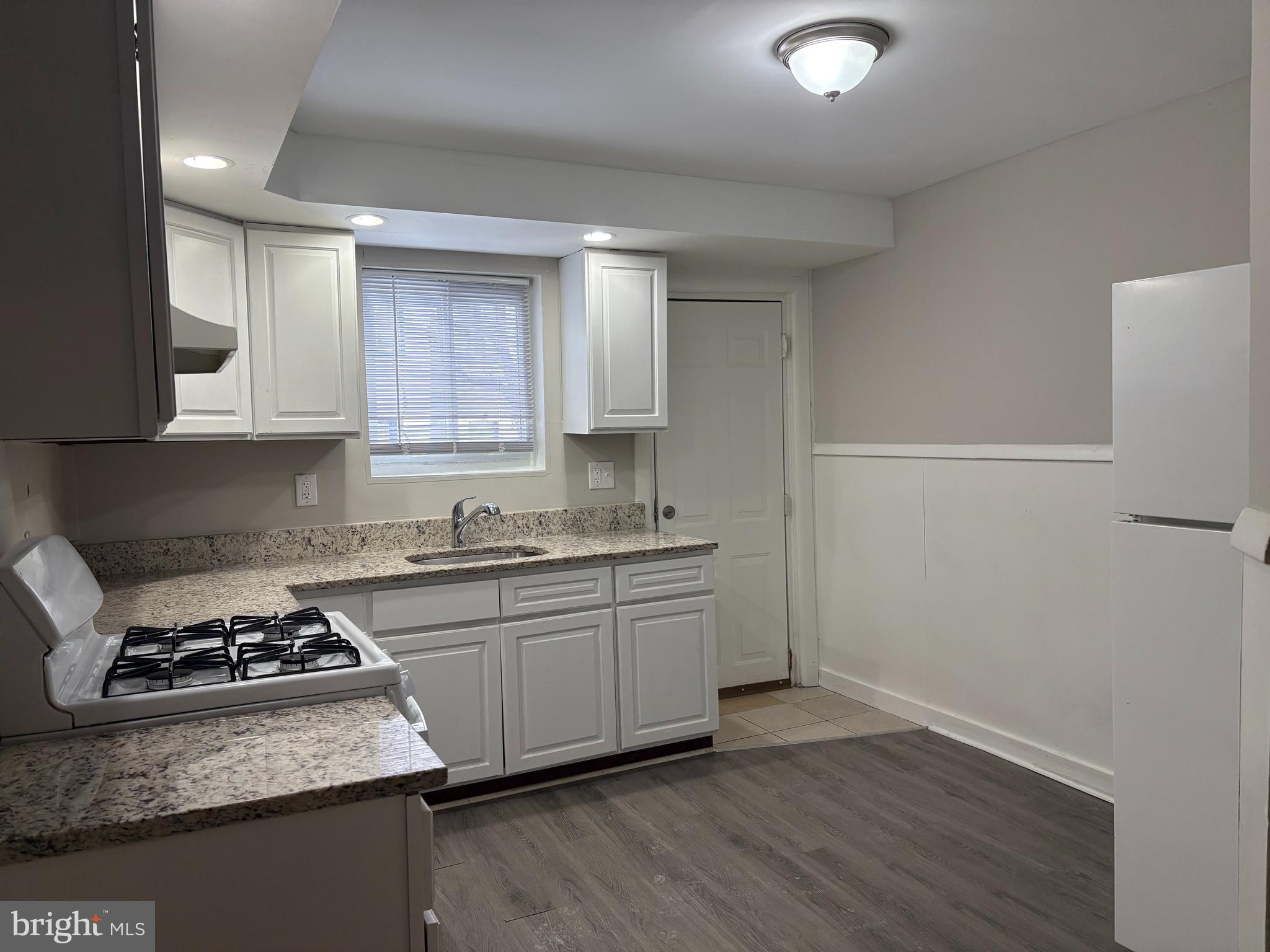 FRANKFORD - Residential