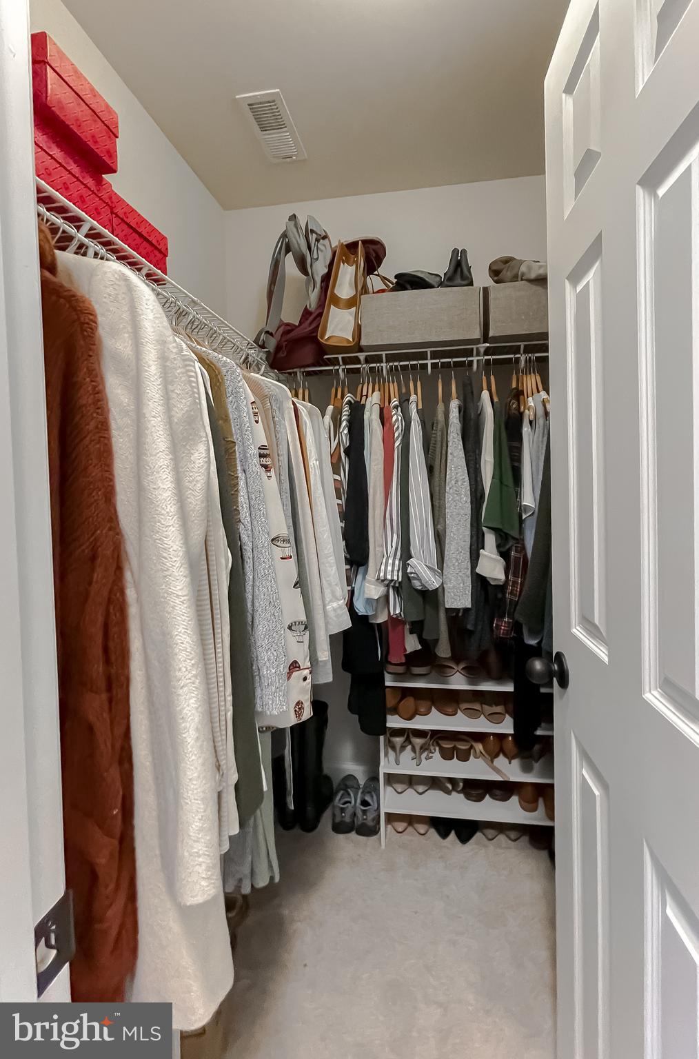 ACADEMY HILLS - Residential