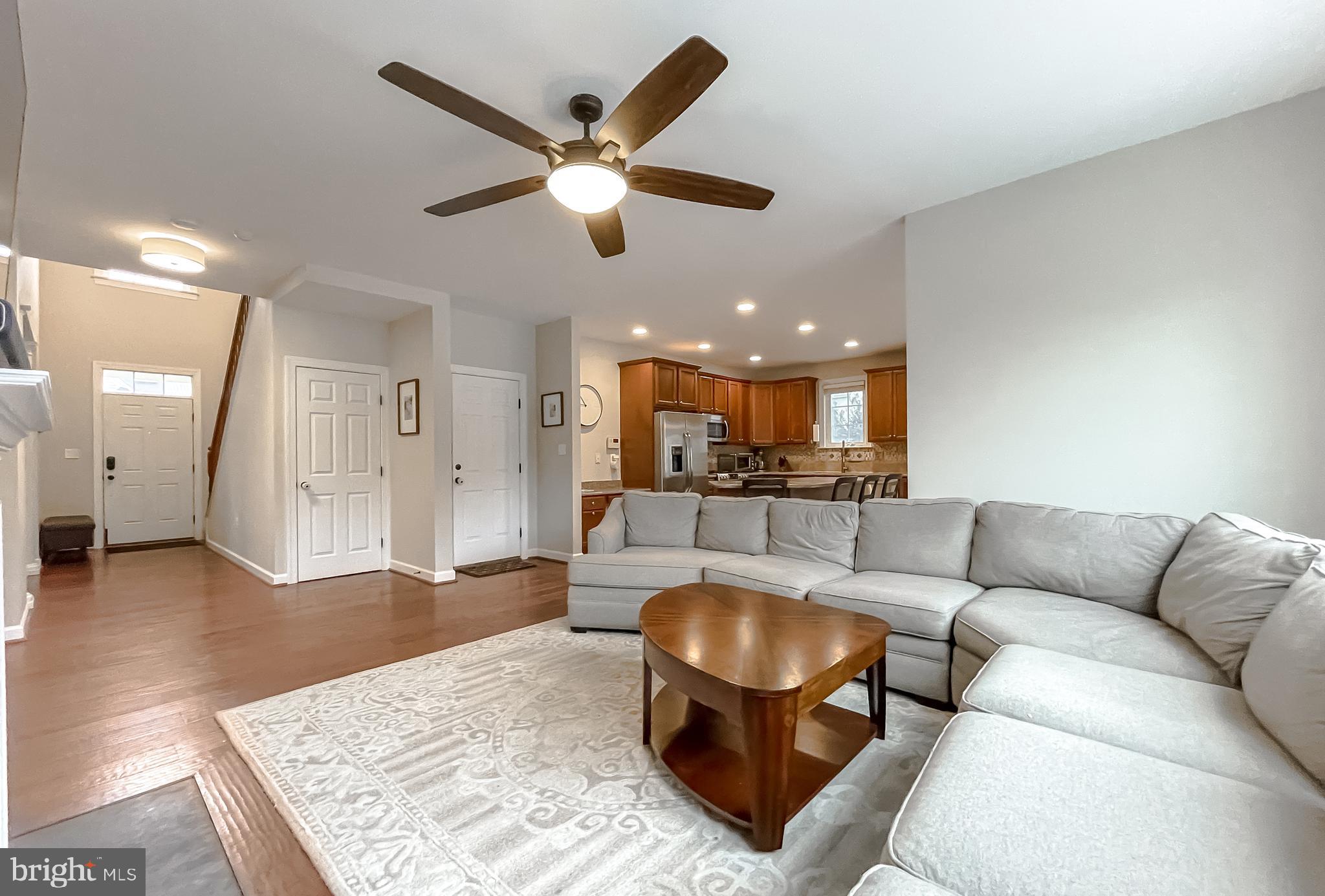 ACADEMY HILLS - Residential