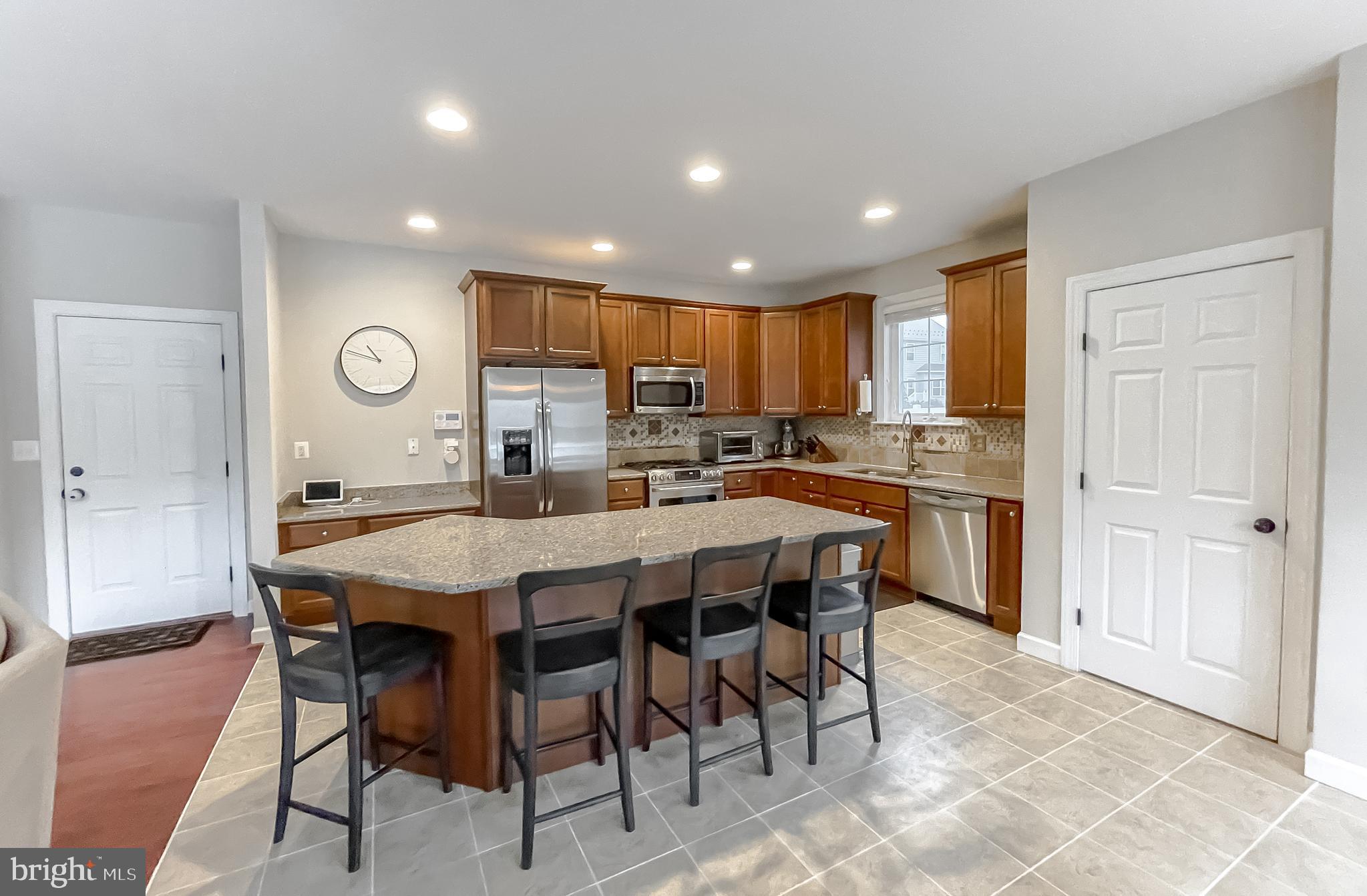 ACADEMY HILLS - Residential