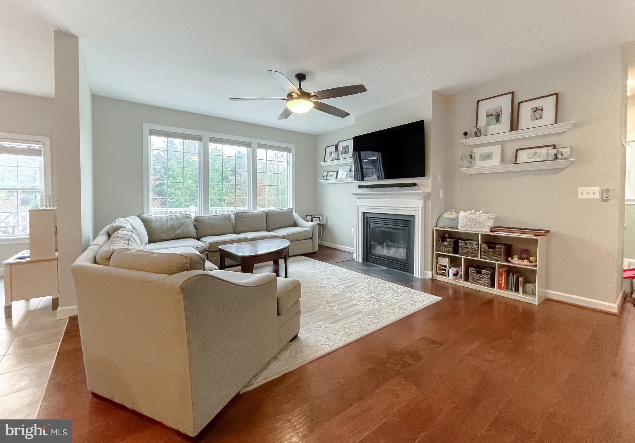 ACADEMY HILLS - Residential