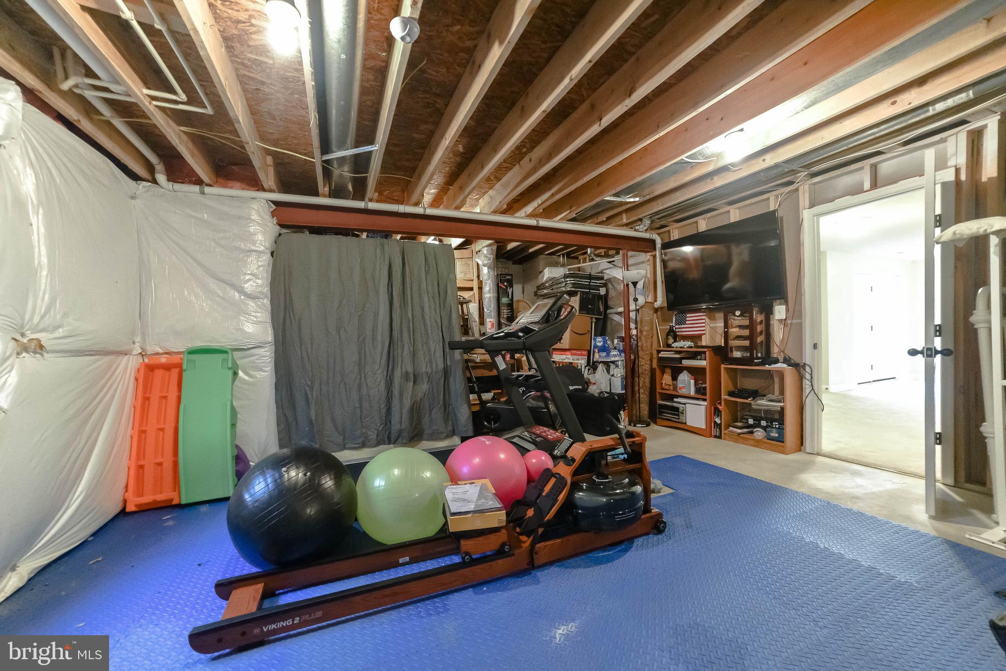 ACADEMY HILLS - Residential