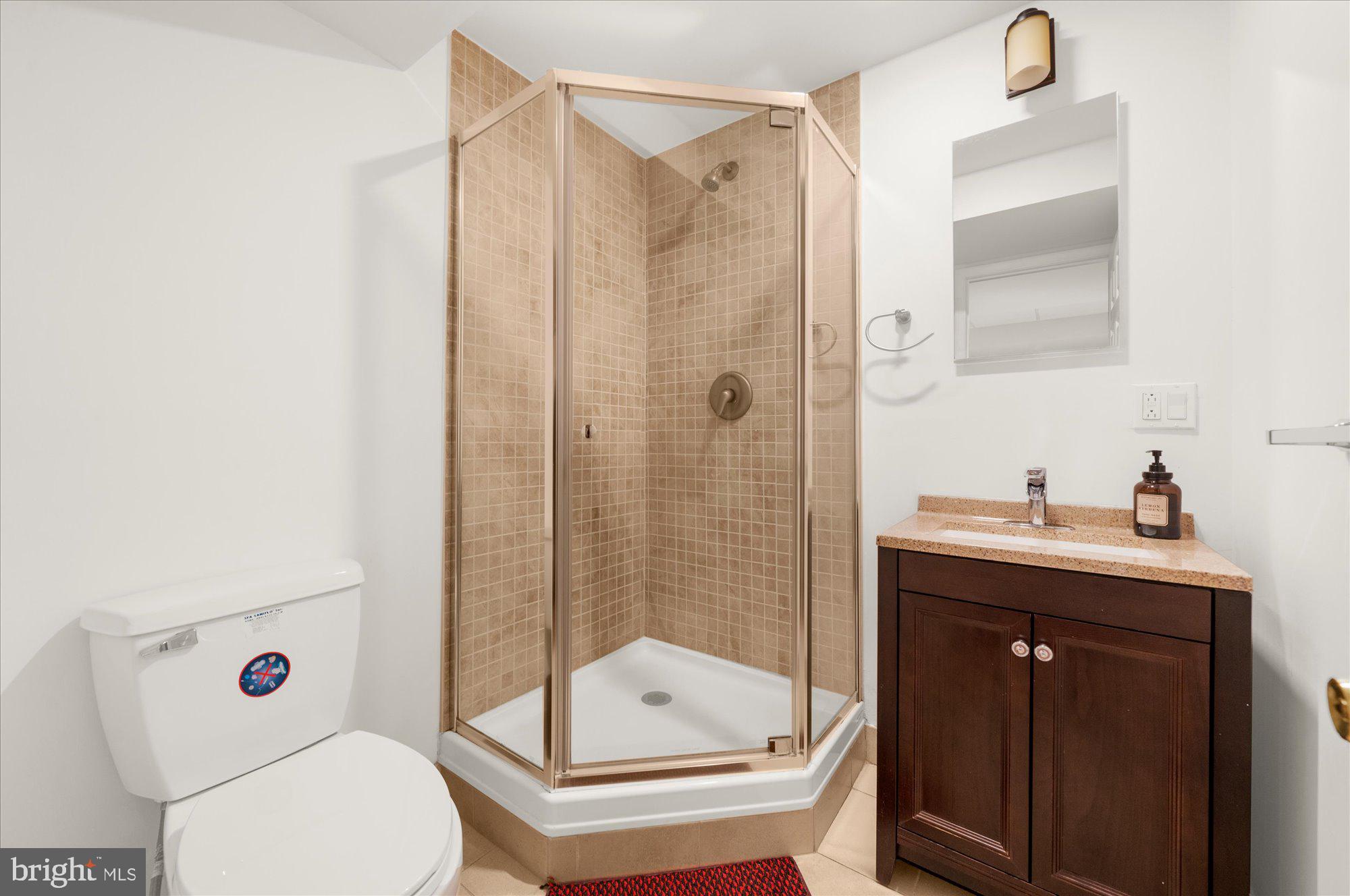 NEW BRITAIN WALK - Residential