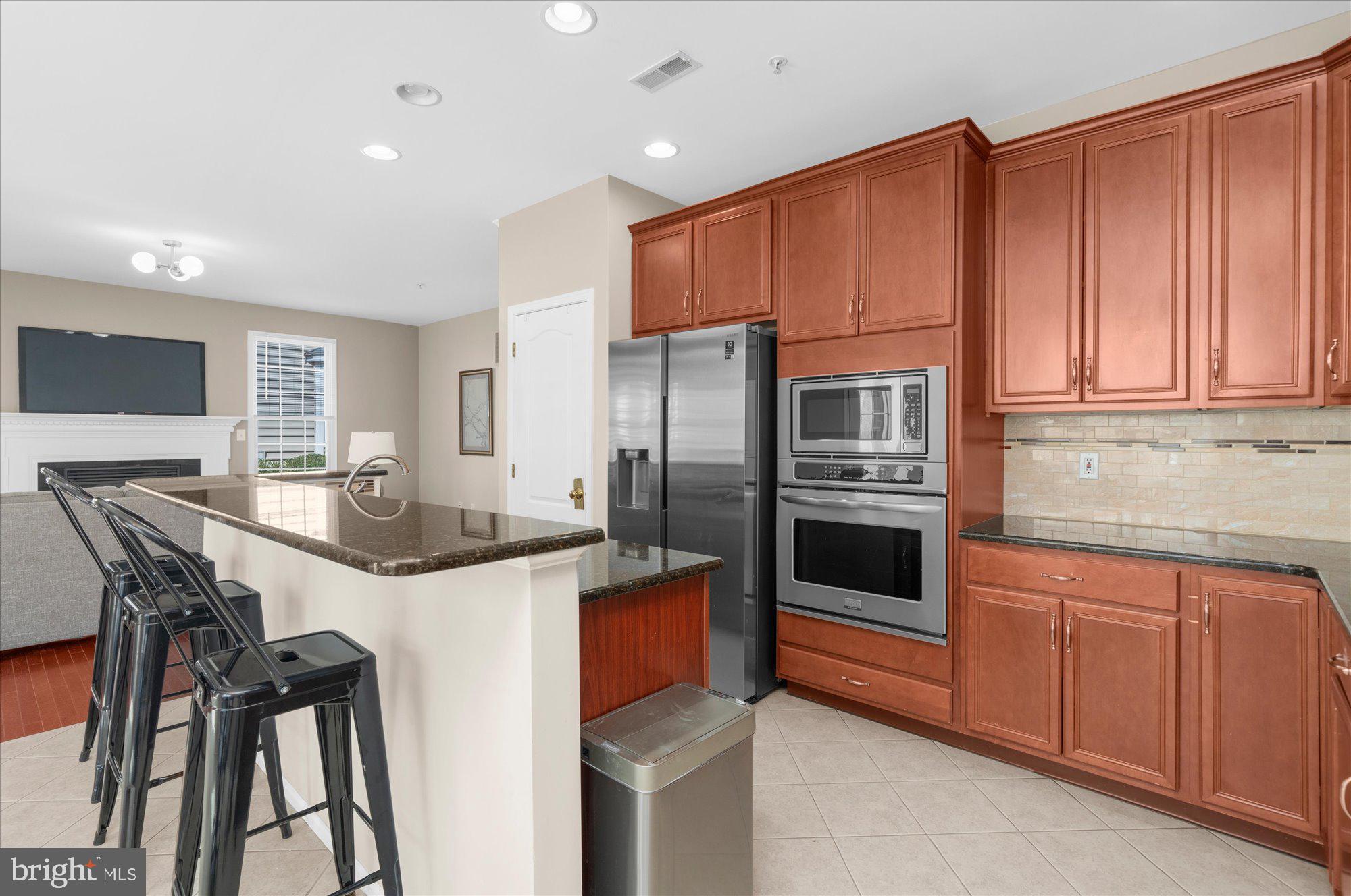 NEW BRITAIN WALK - Residential