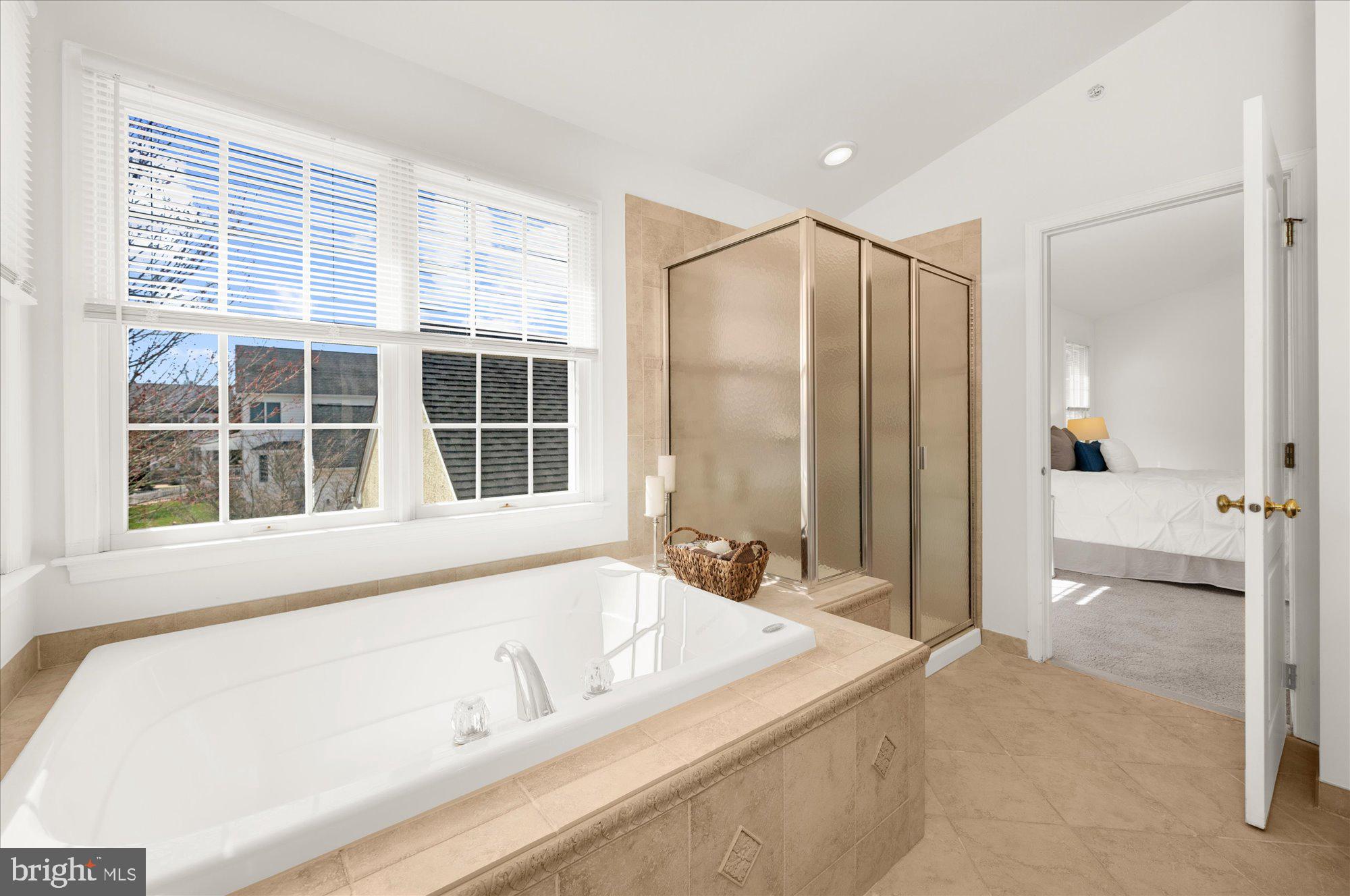 NEW BRITAIN WALK - Residential