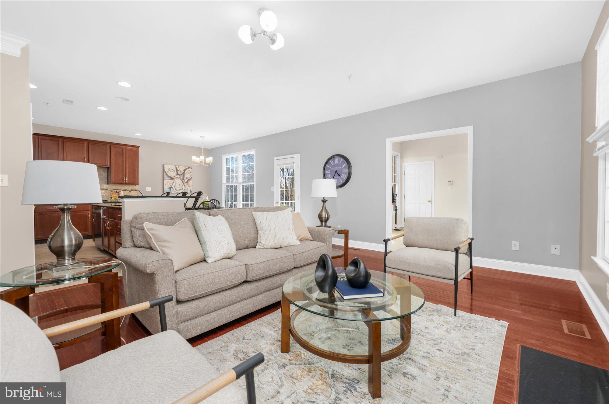 NEW BRITAIN WALK - Residential