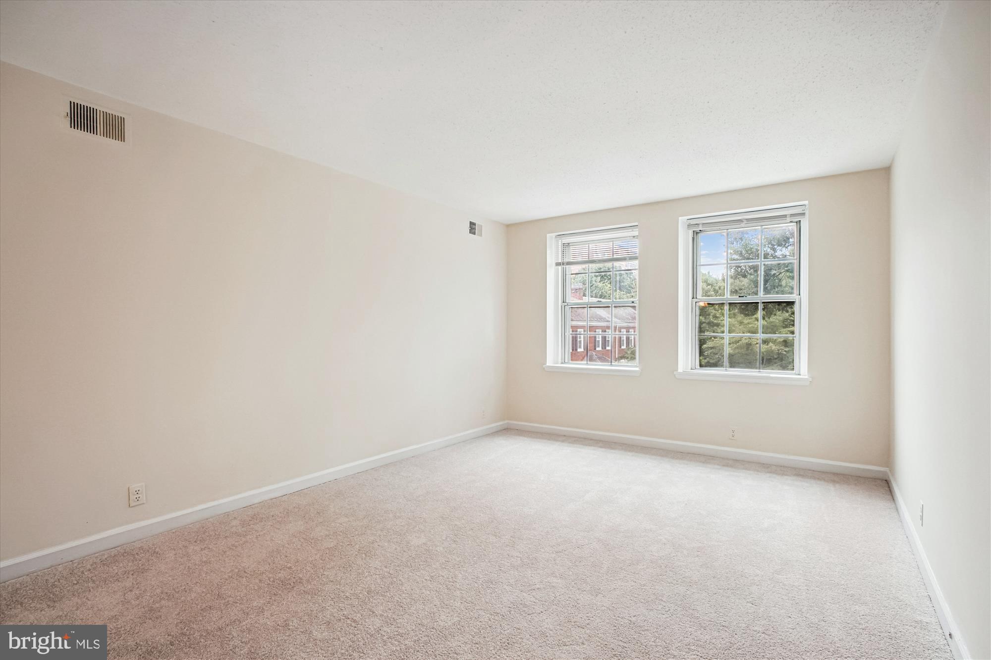 4906 29TH ROAD S B2