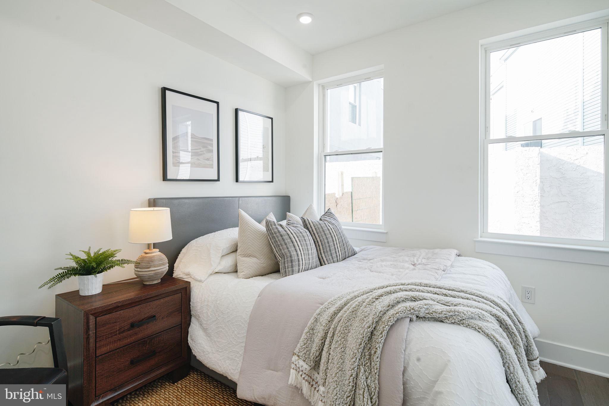 OLDE KENSINGTON - Residential