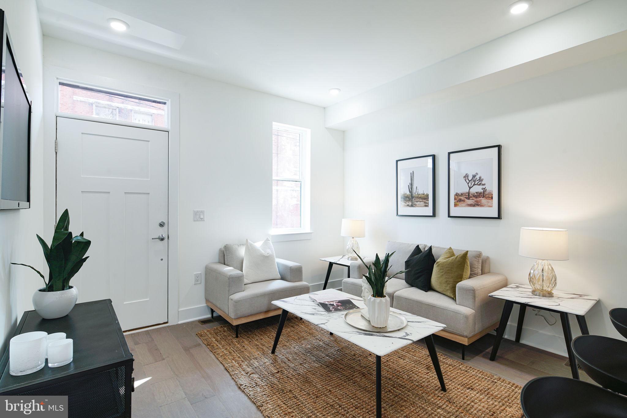 OLDE KENSINGTON - Residential