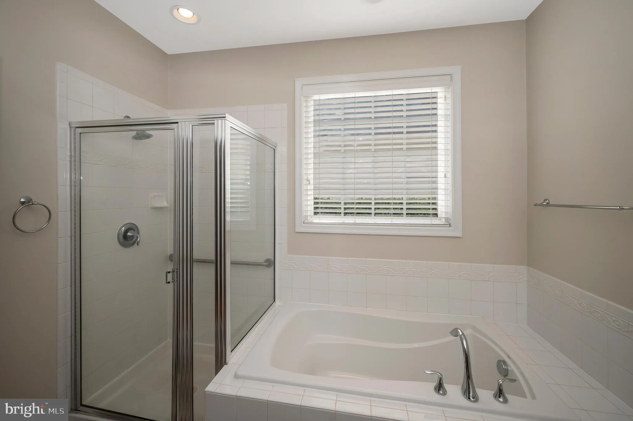 Fredericksburg, Virginia 22407, United States, 4 Bedrooms Bedrooms, ,4 BathroomsBathrooms,Residential,Active,246407