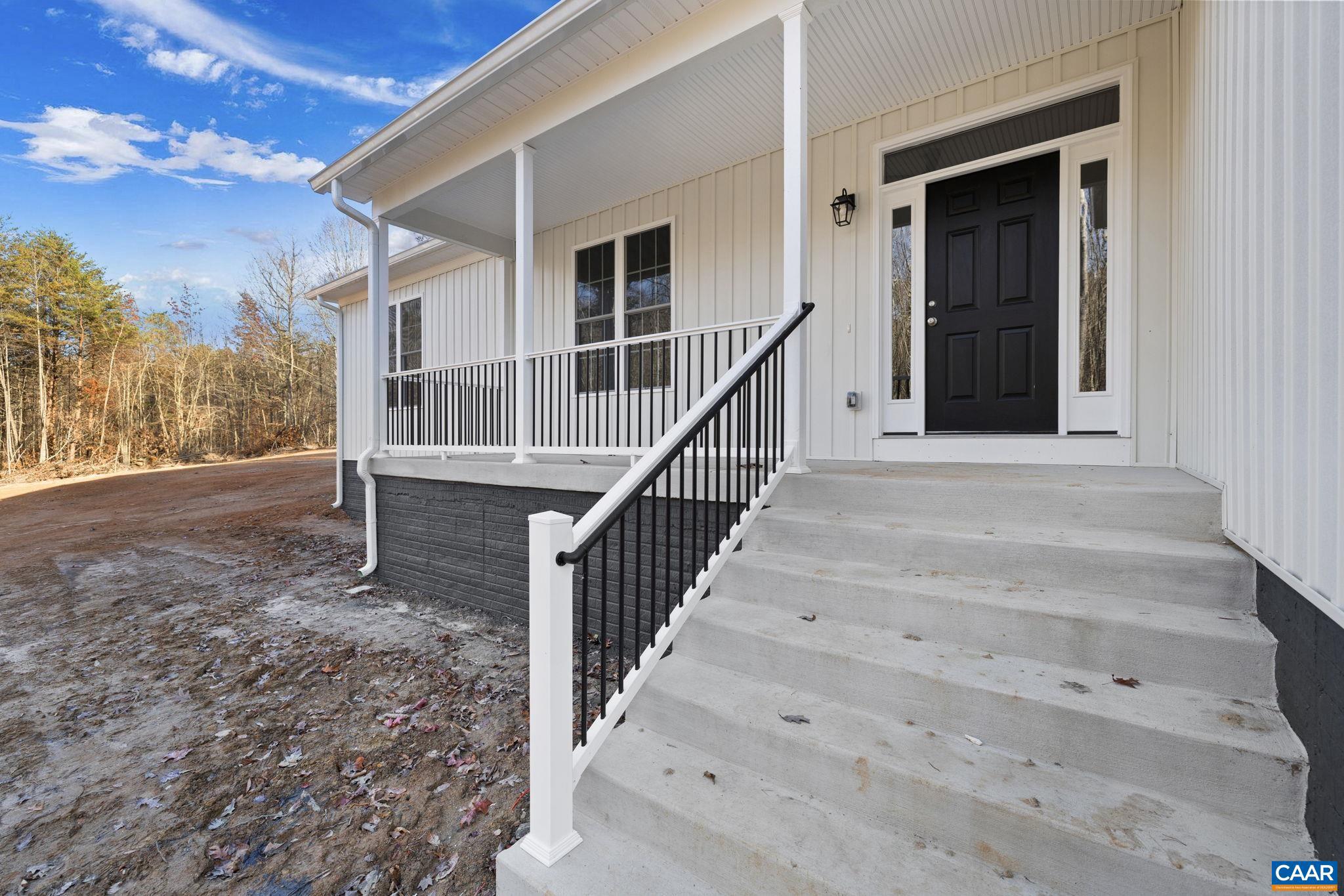 2192 HORSESHOE FARM RD