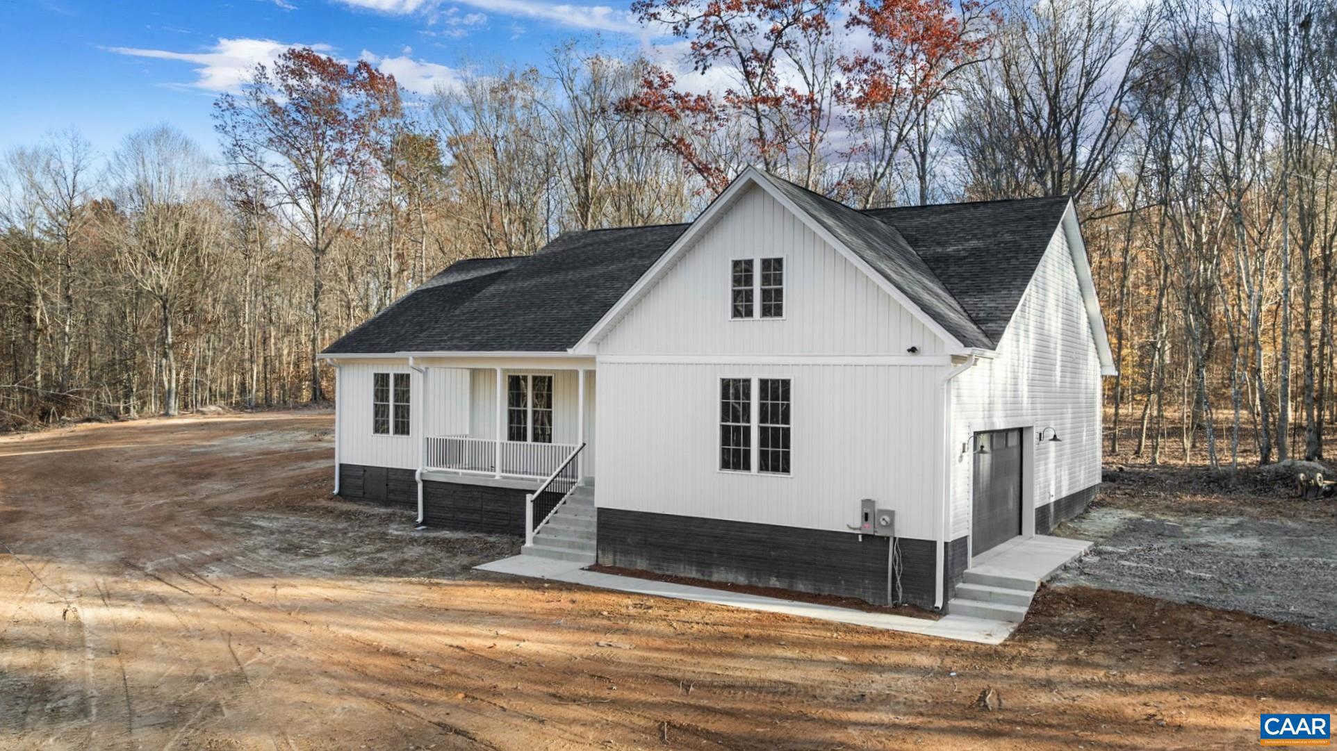 2192 HORSESHOE FARM RD