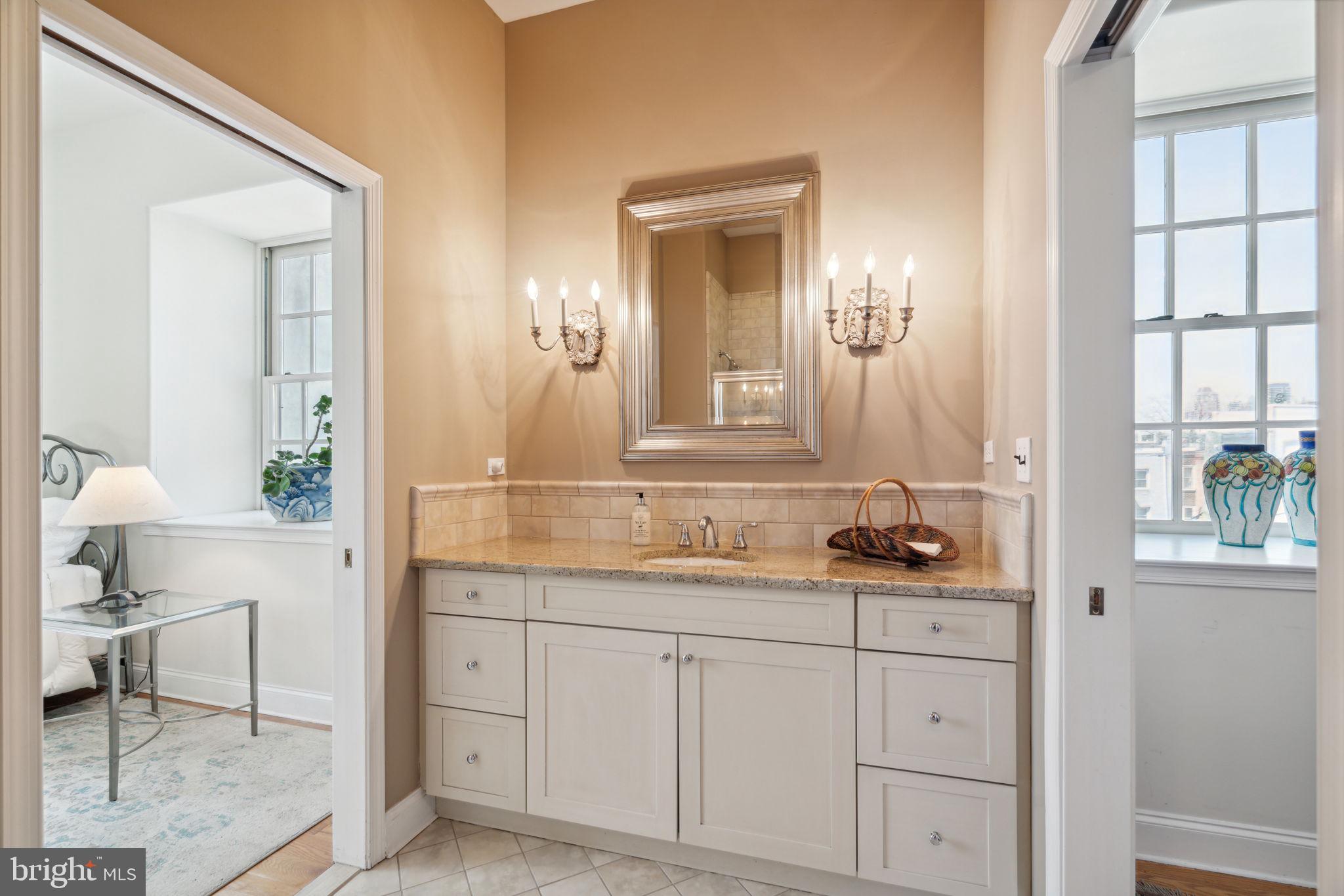 BELLA VISTA - Residential