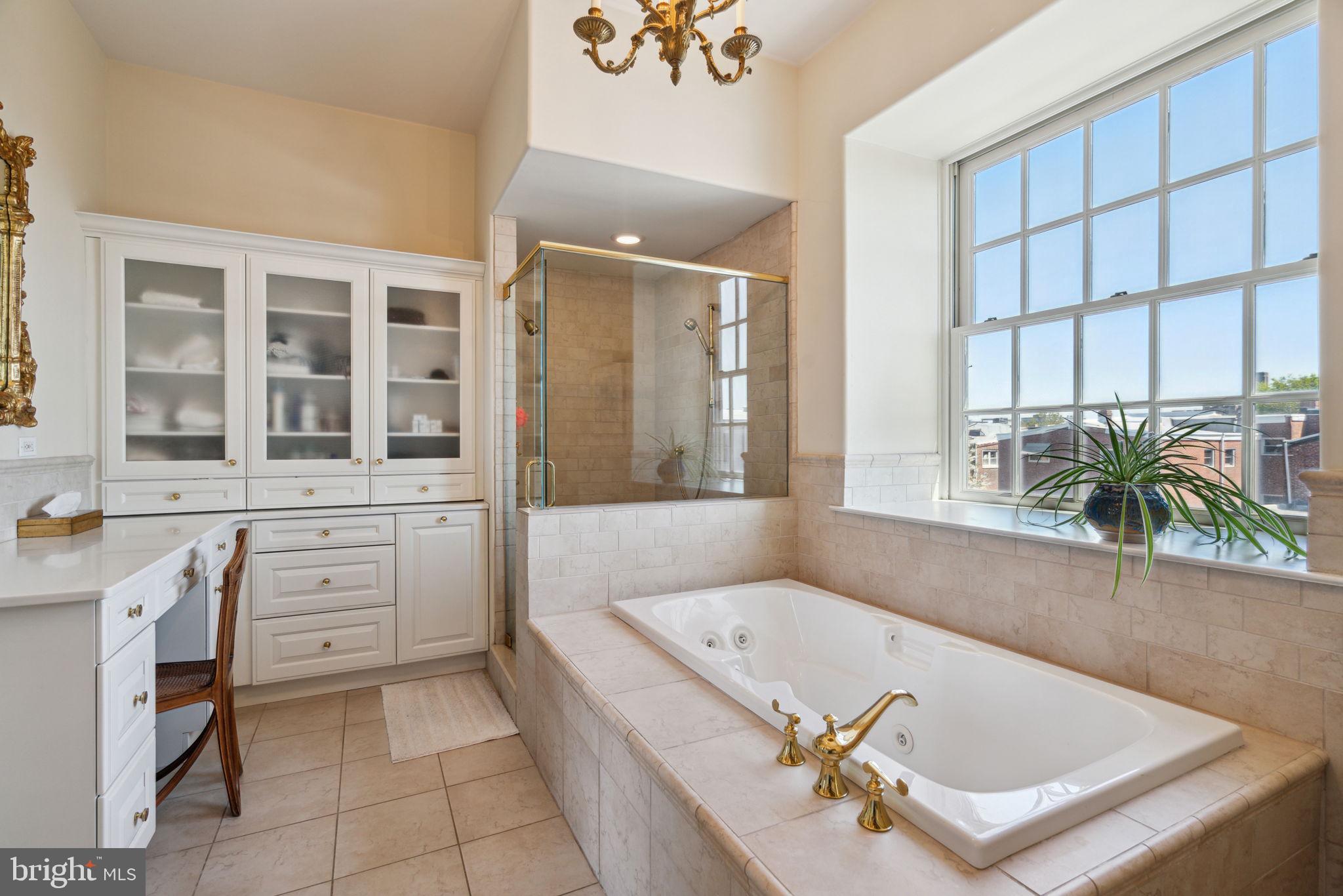 BELLA VISTA - Residential