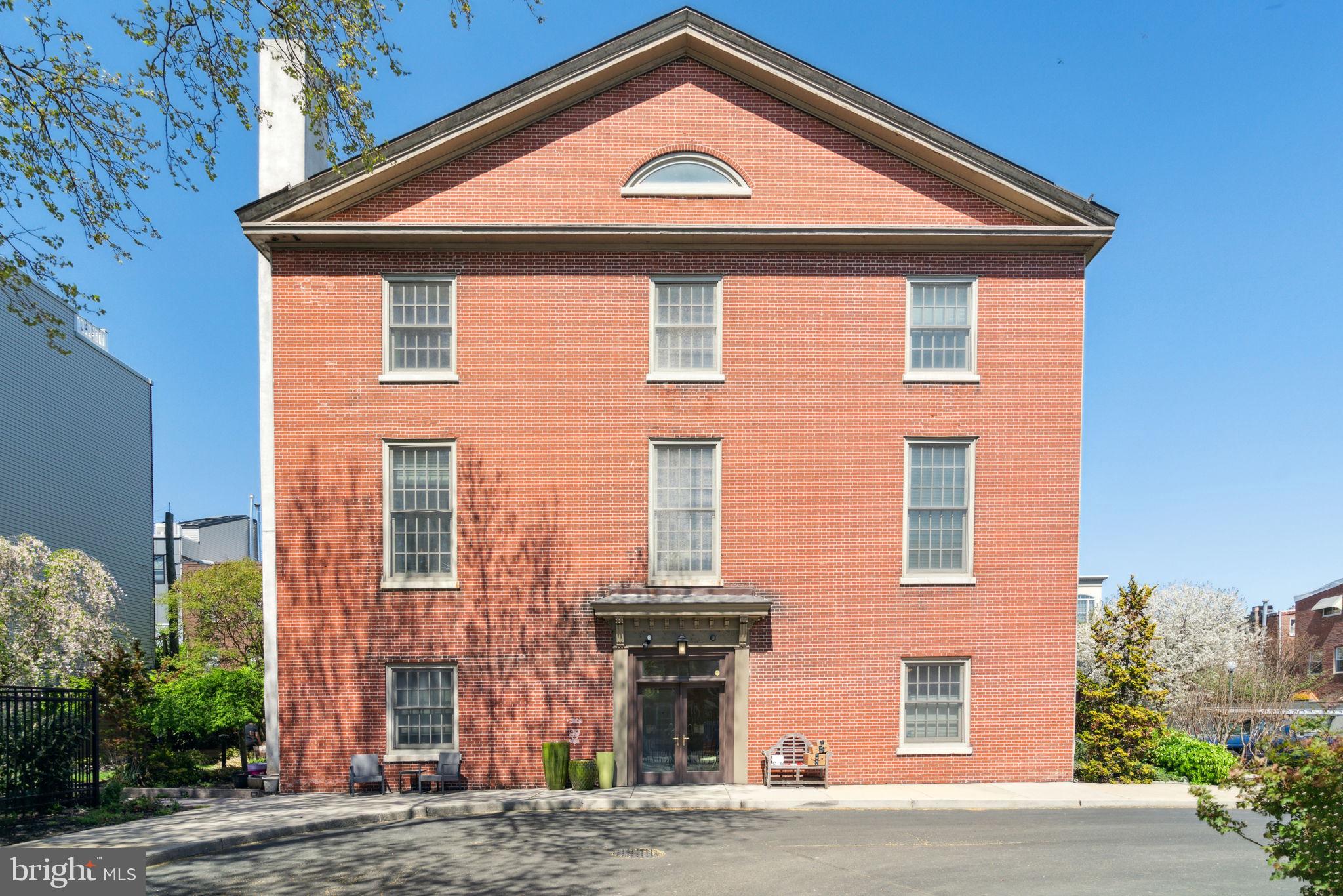 BELLA VISTA - Residential