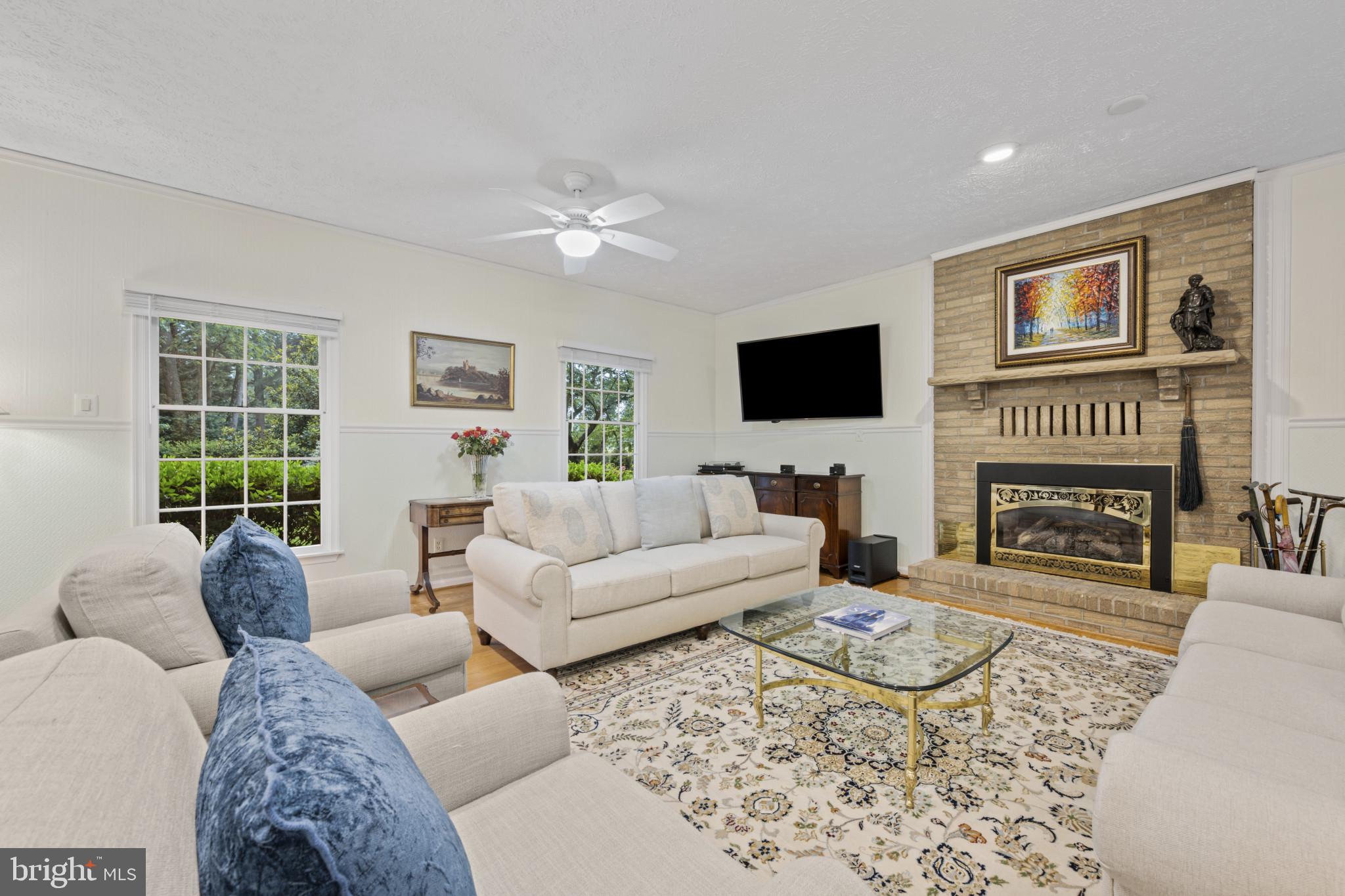 POPLAR POINT - Residential