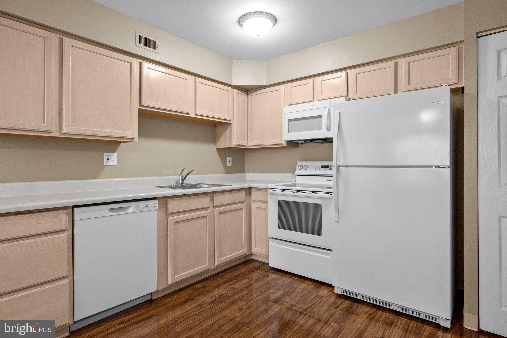 COVES - Residential Lease