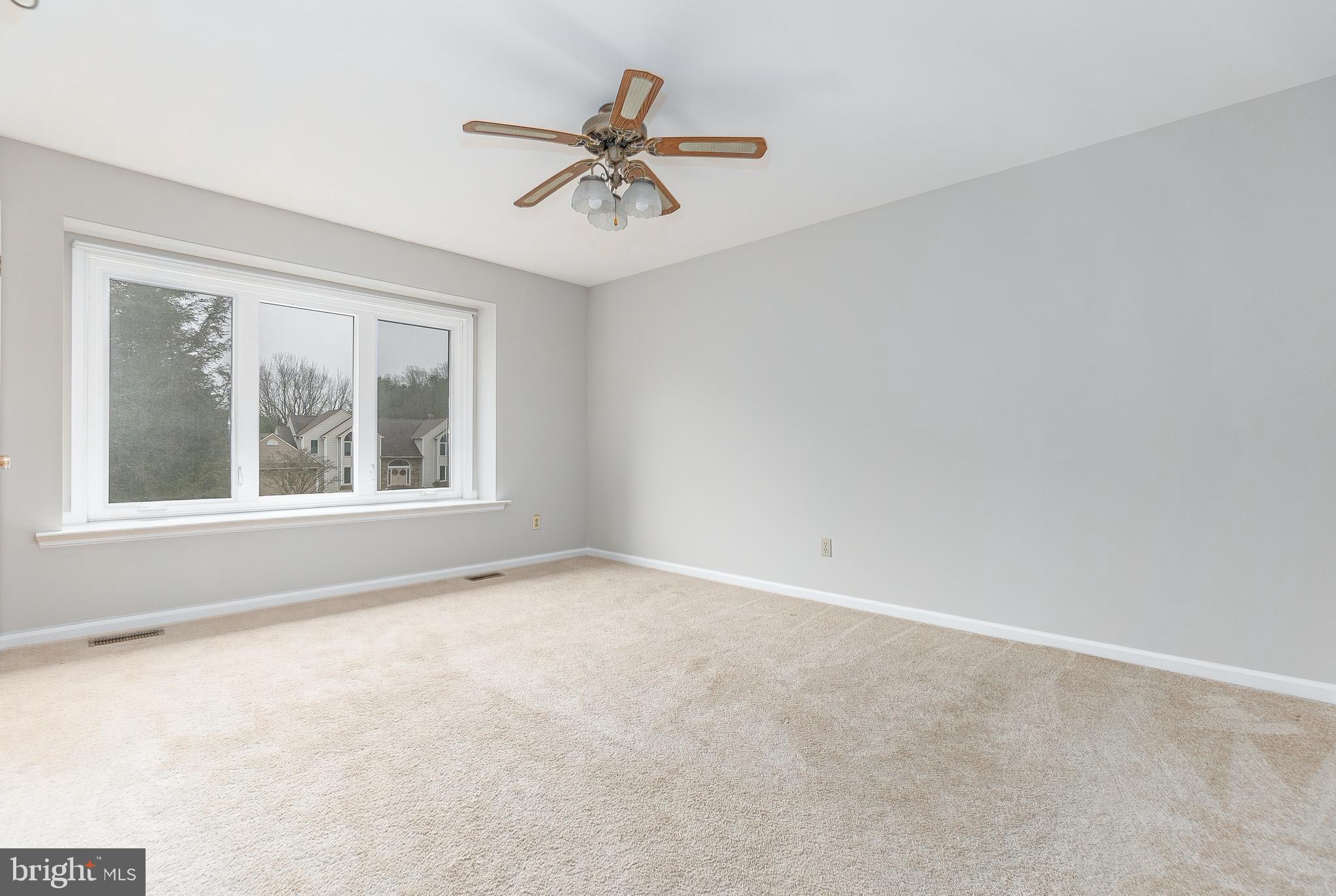 HICKORY HILL - Residential