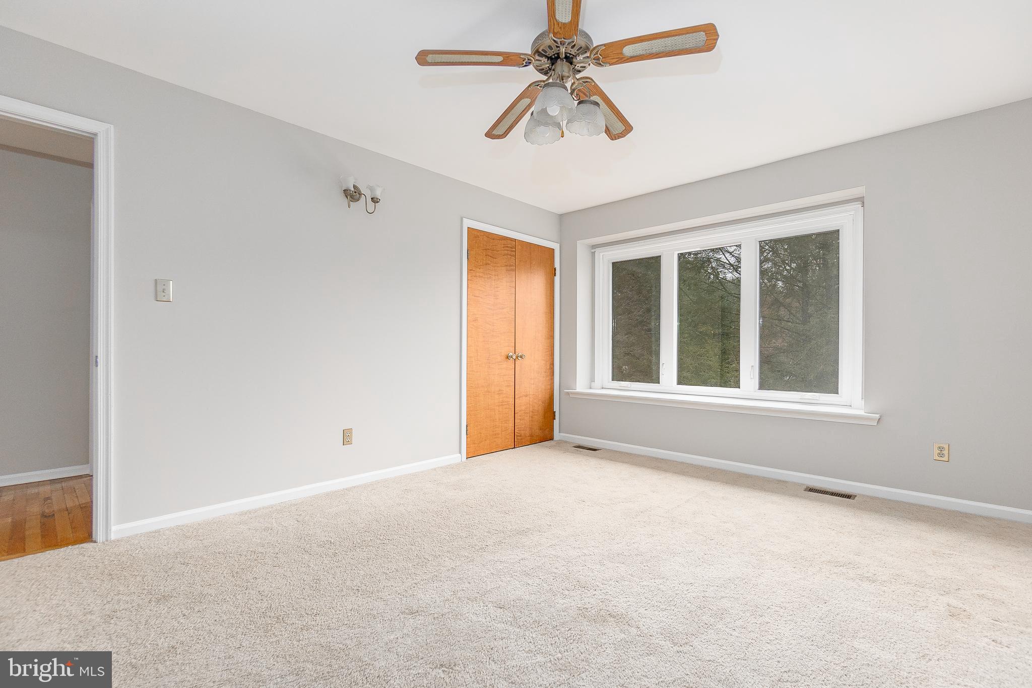 HICKORY HILL - Residential