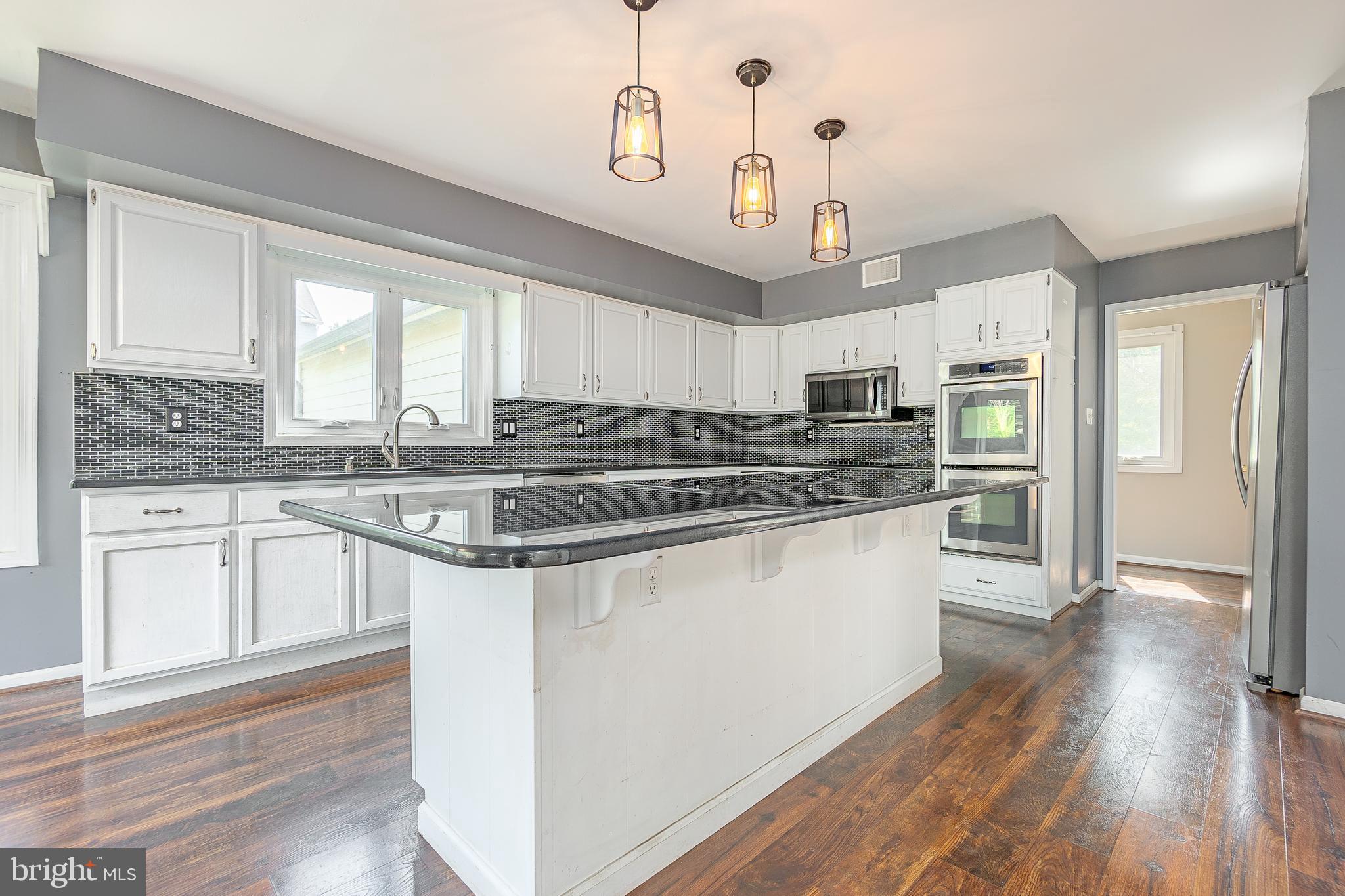 HICKORY HILL - Residential