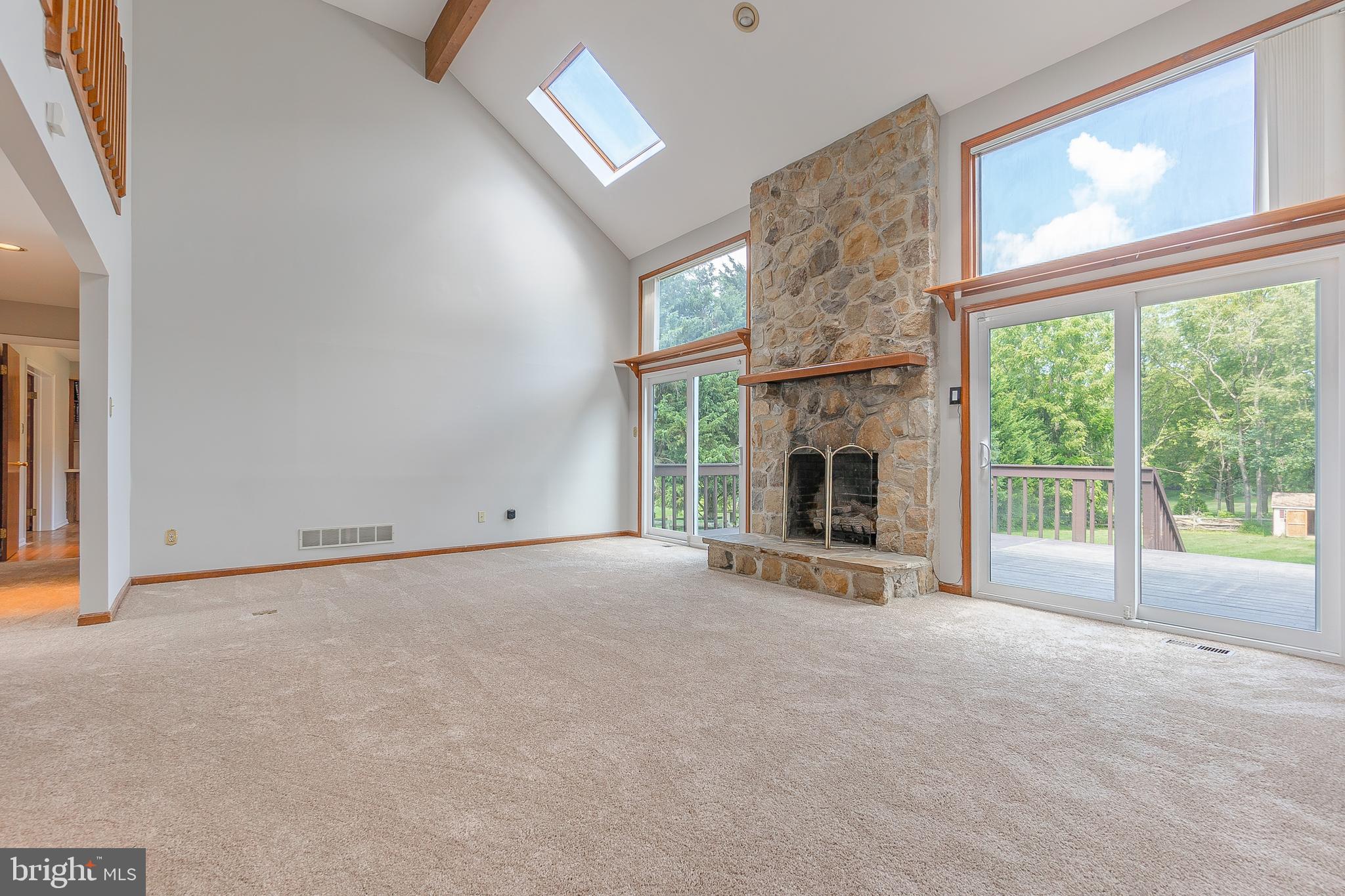HICKORY HILL - Residential