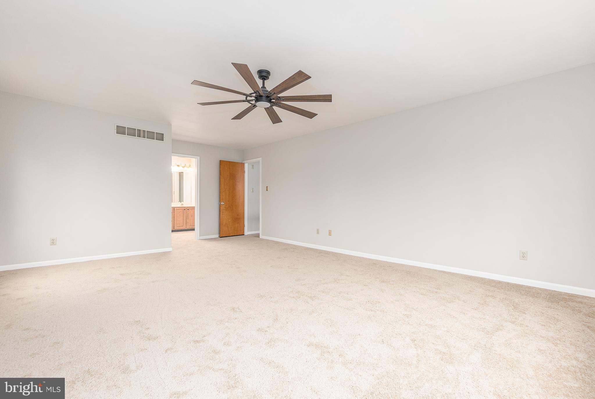 HICKORY HILL - Residential
