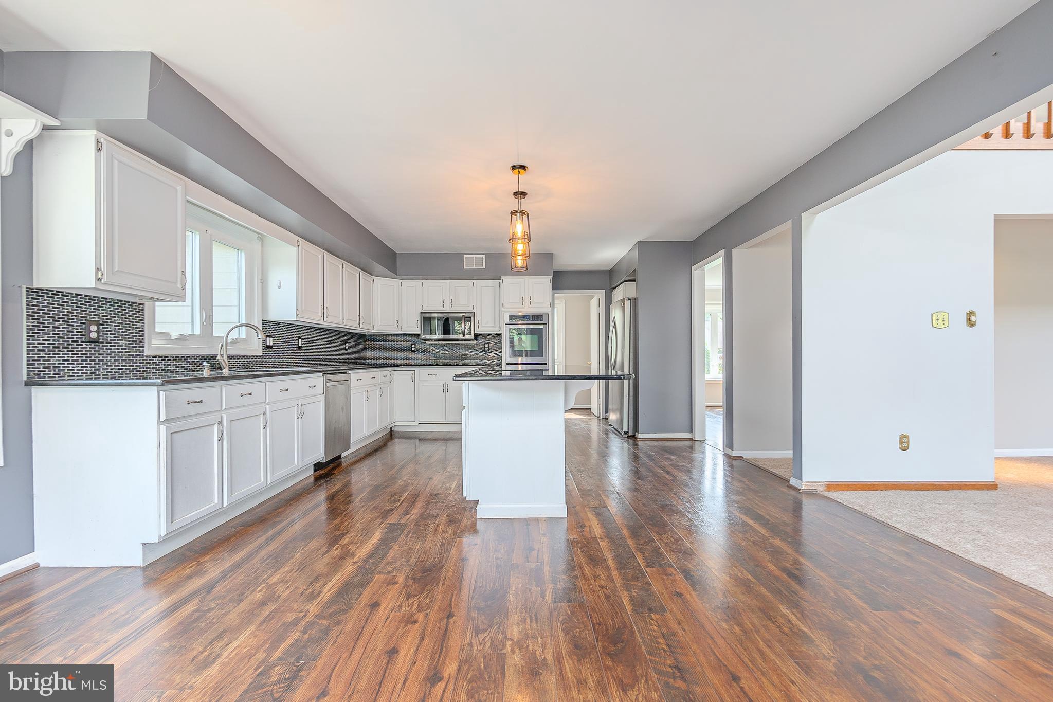 HICKORY HILL - Residential