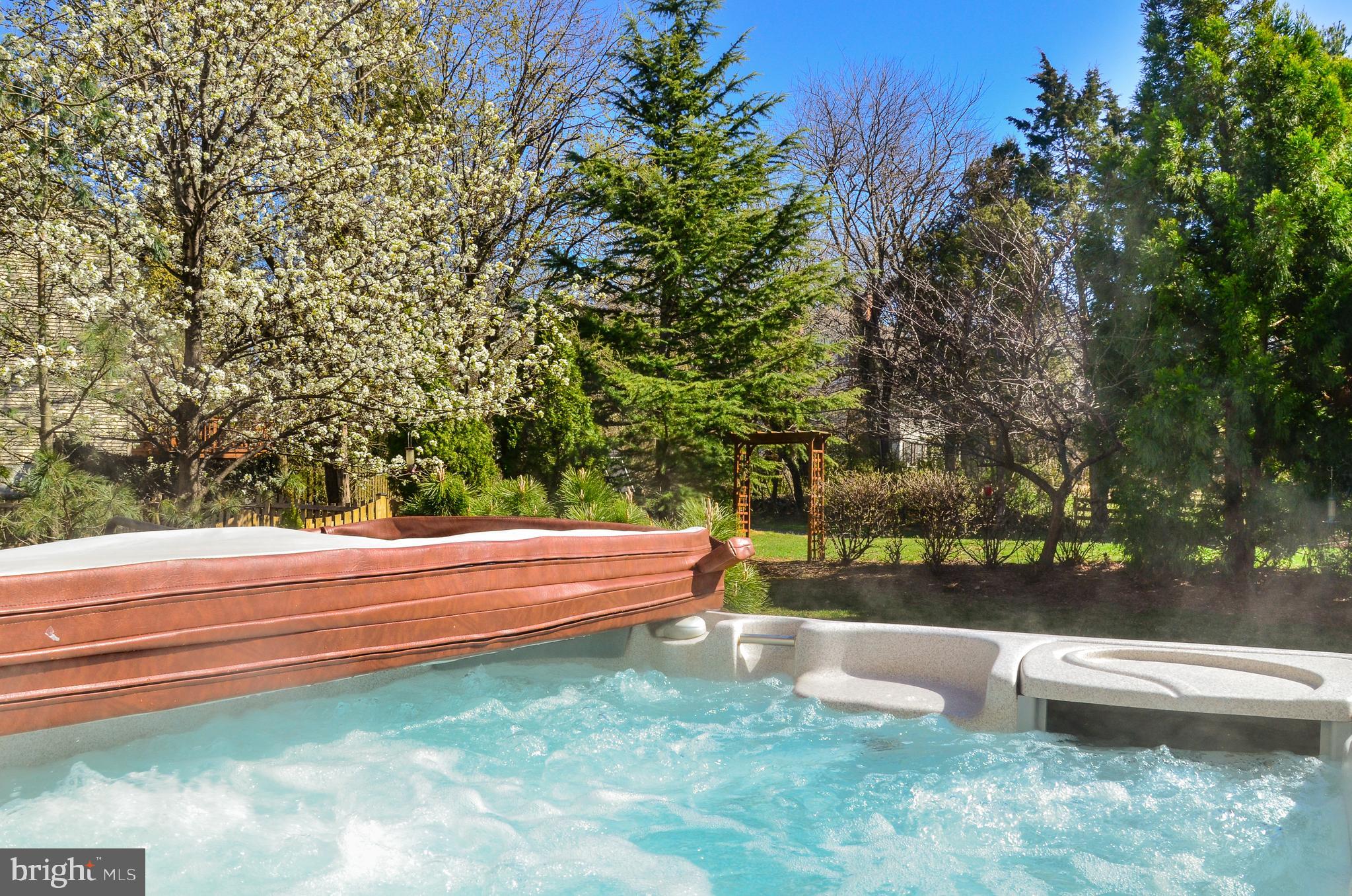 ESTATES AT LEETON MANOR - Residential