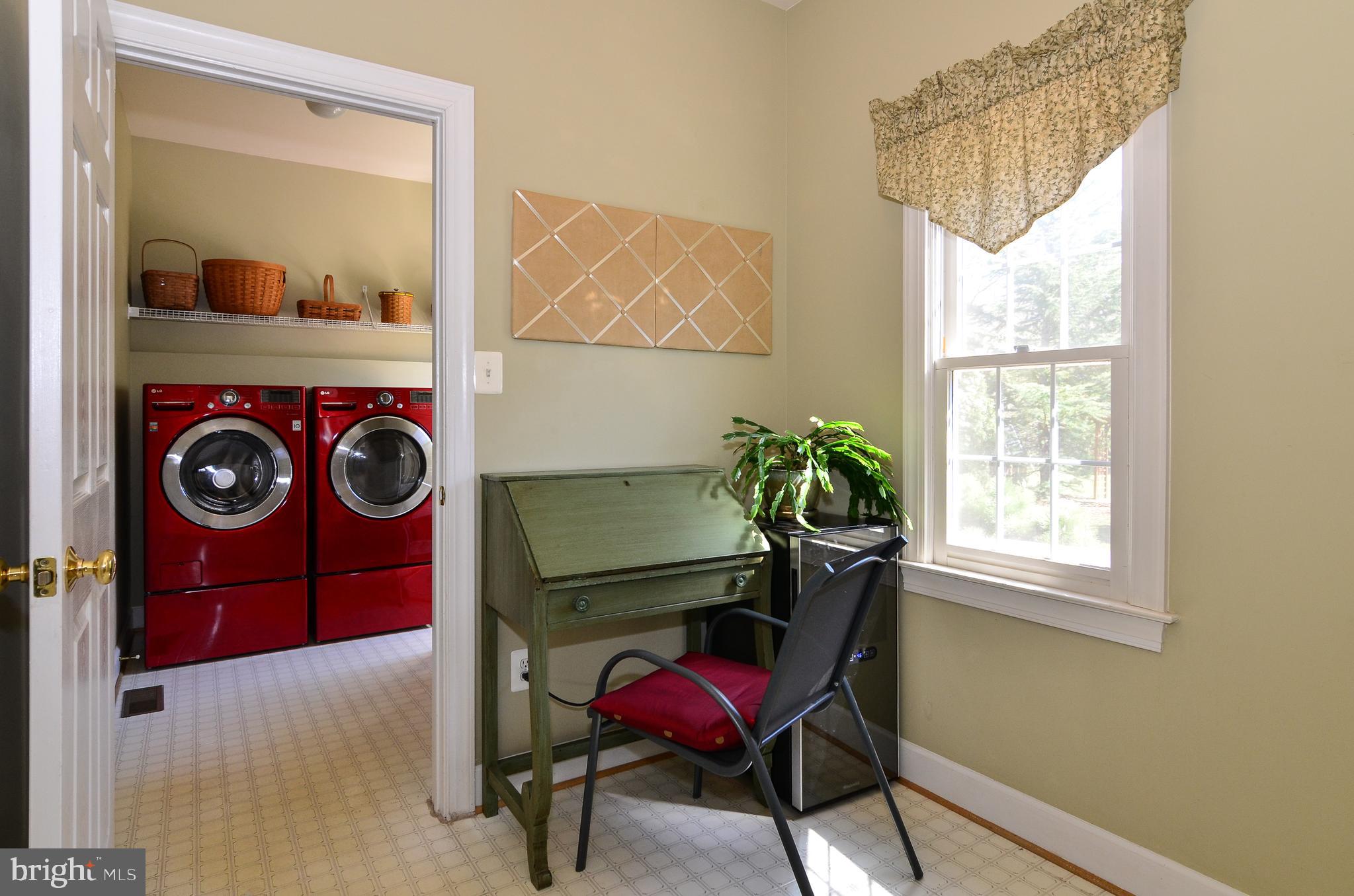 ESTATES AT LEETON MANOR - Residential