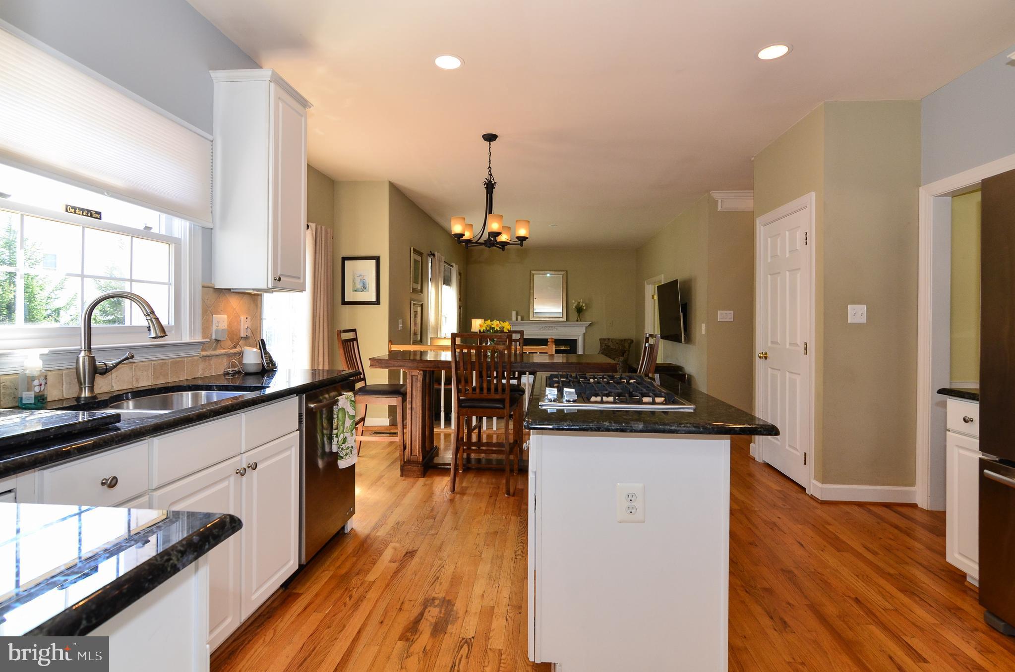 ESTATES AT LEETON MANOR - Residential