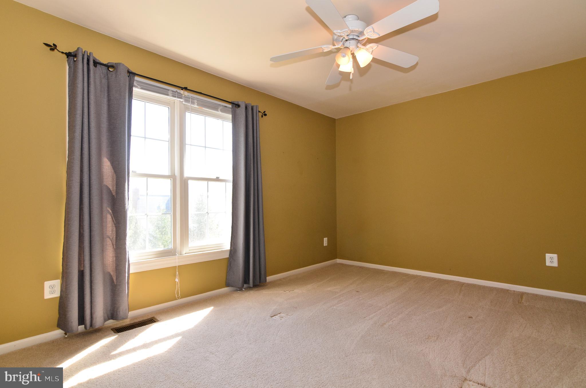 ESTATES AT LEETON MANOR - Residential