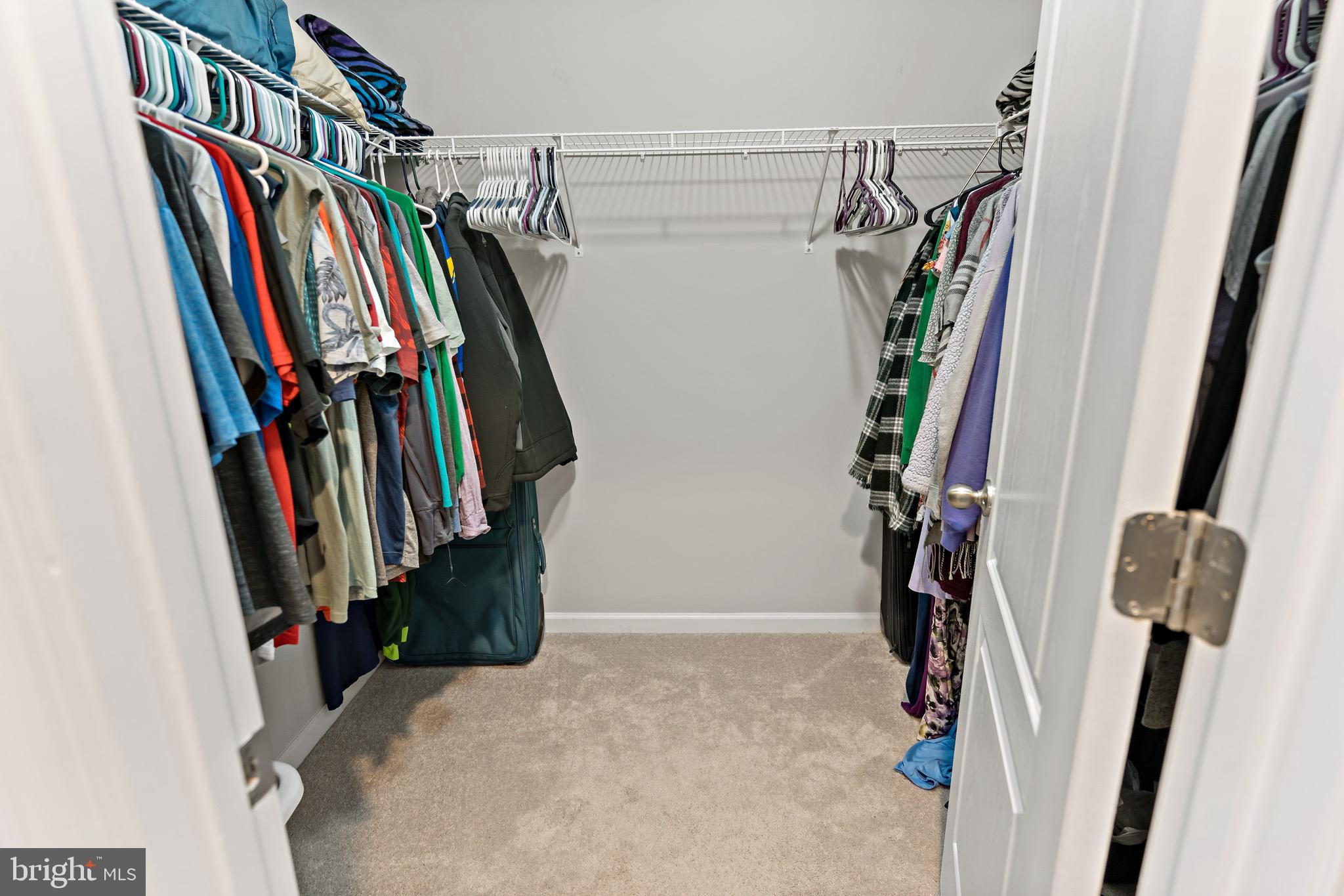 OVERLOOK AT RIVERSIDE TOWNHOMES - Residential