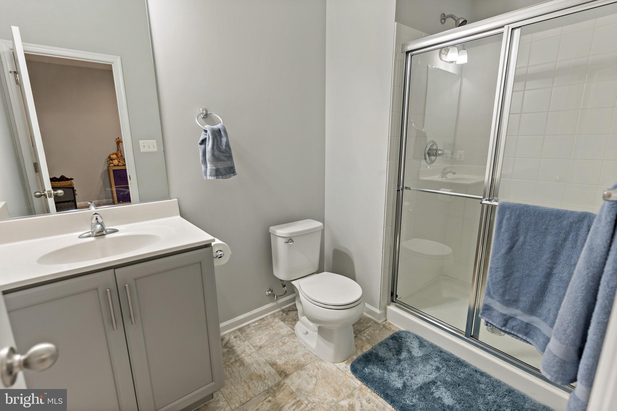 OVERLOOK AT RIVERSIDE TOWNHOMES - Residential