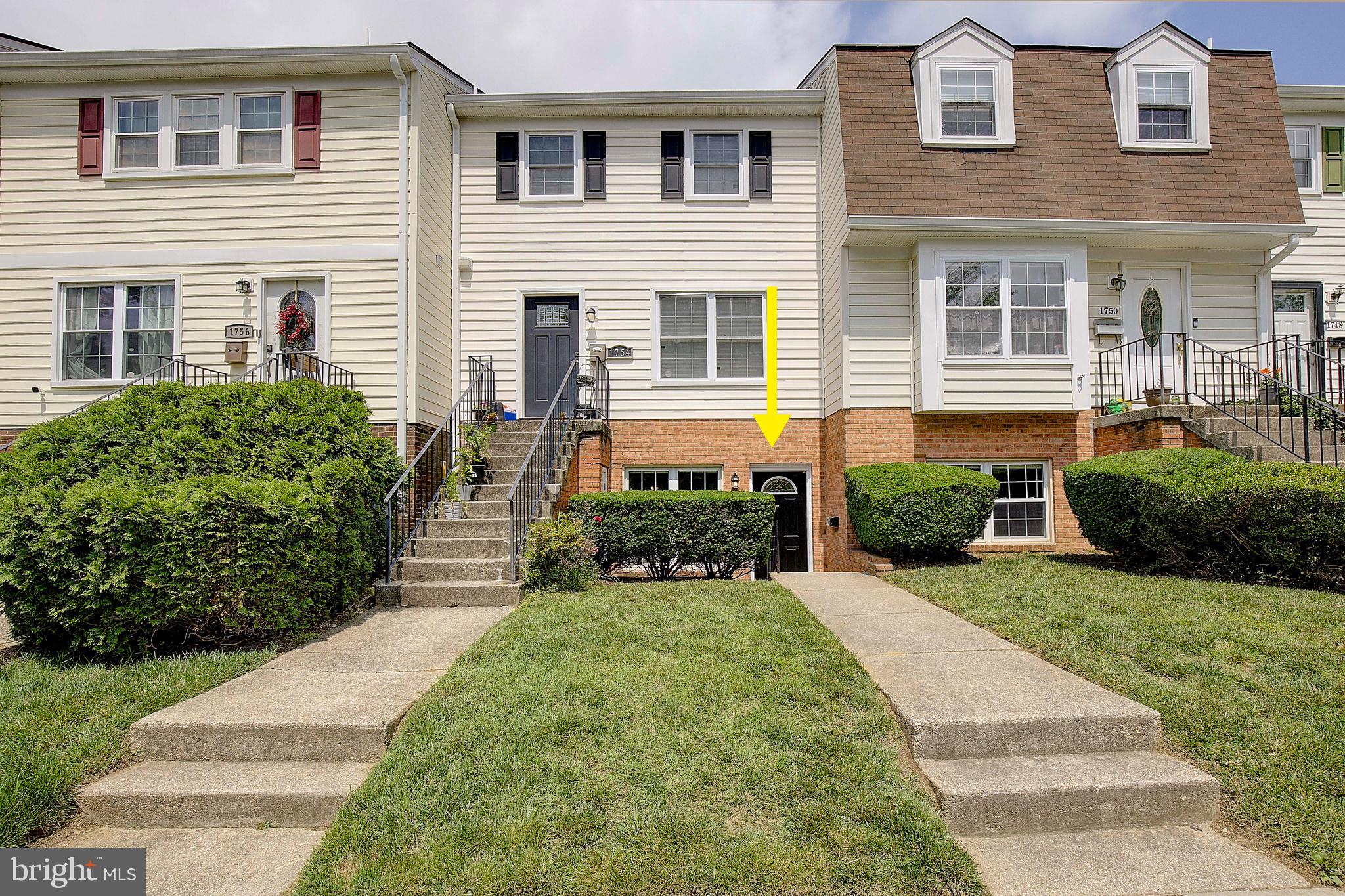 1752 COPLEY COURT