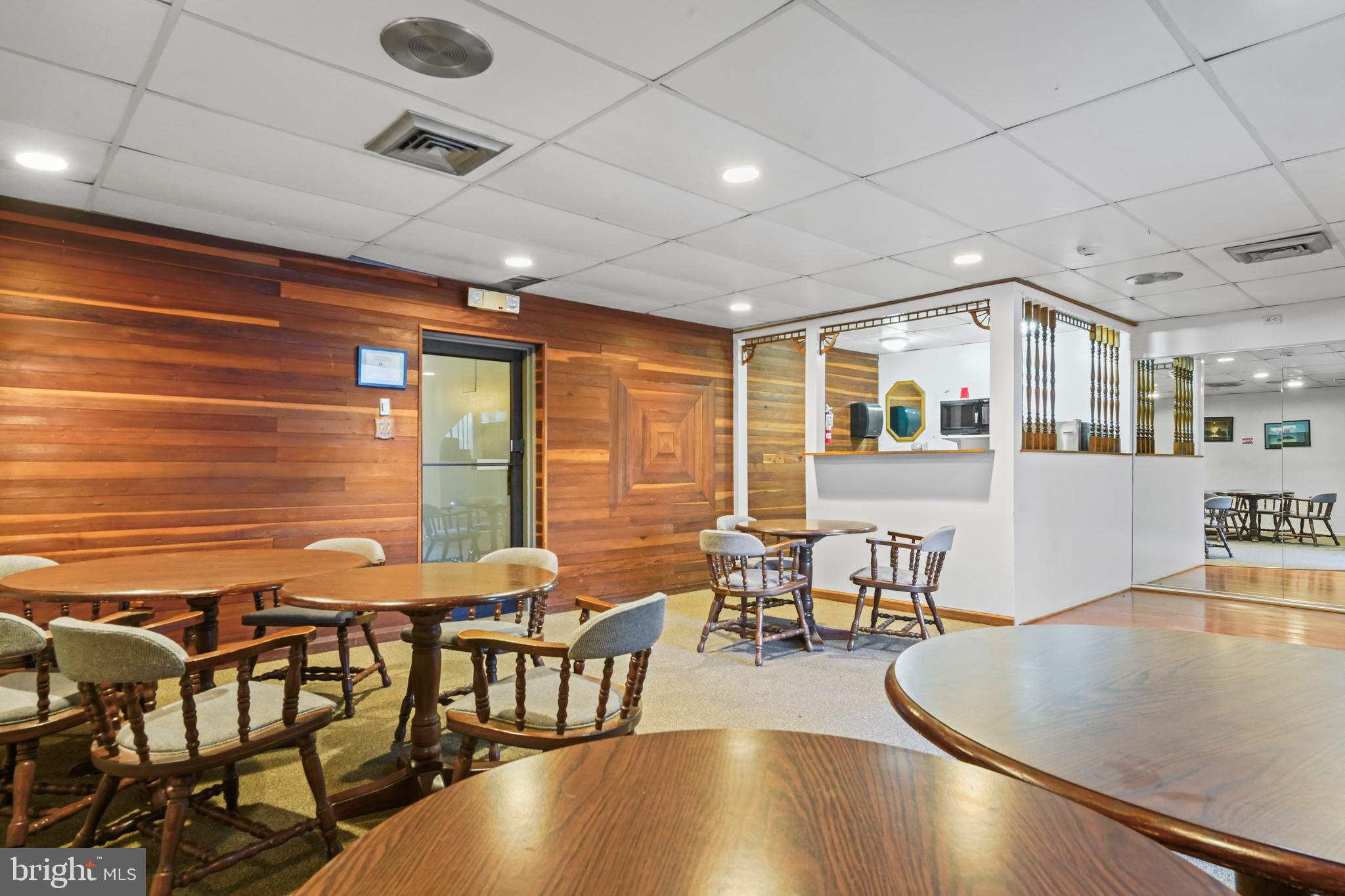 THE COLONIES - Residential