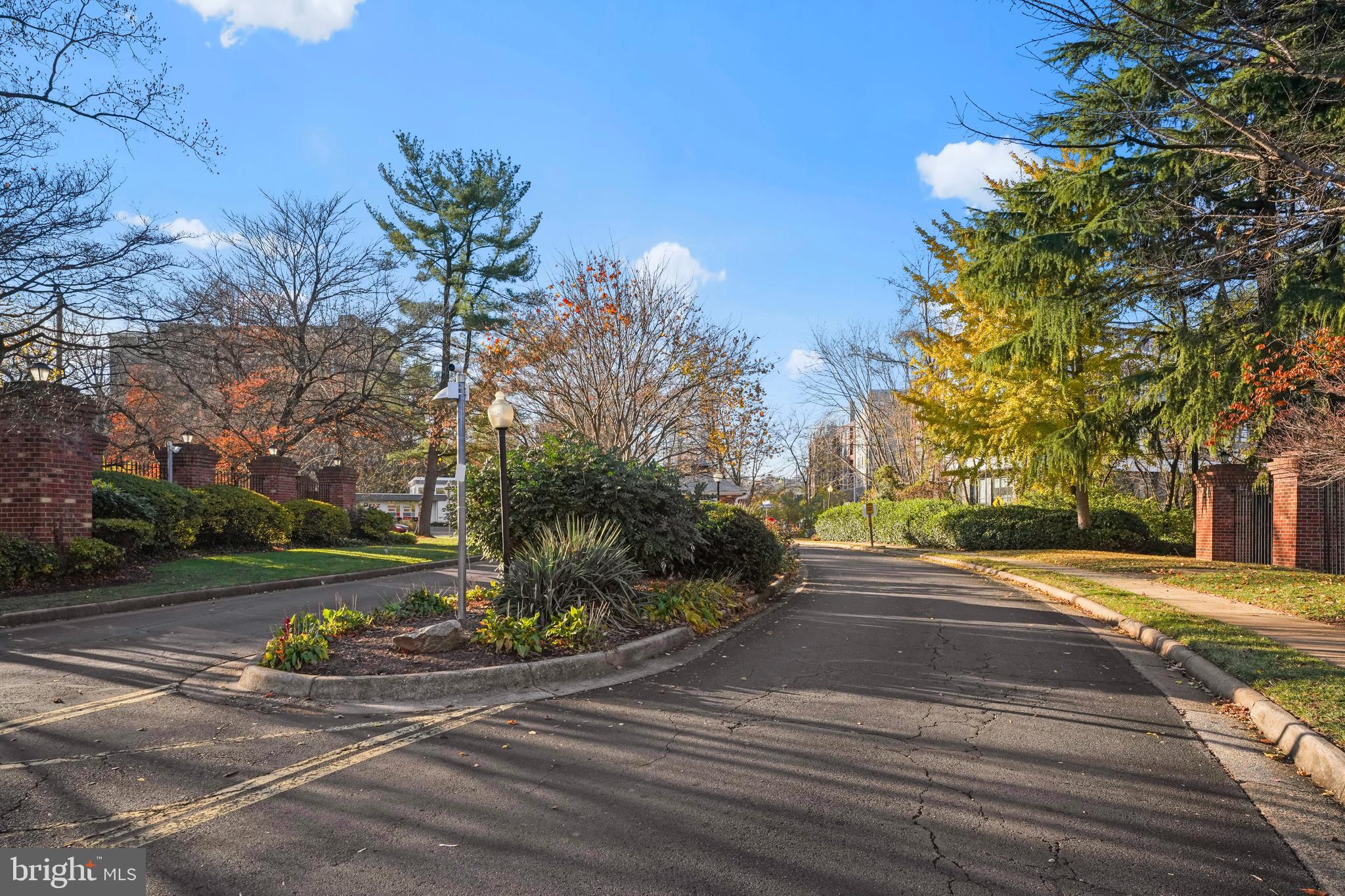 THE COLONIES - Residential