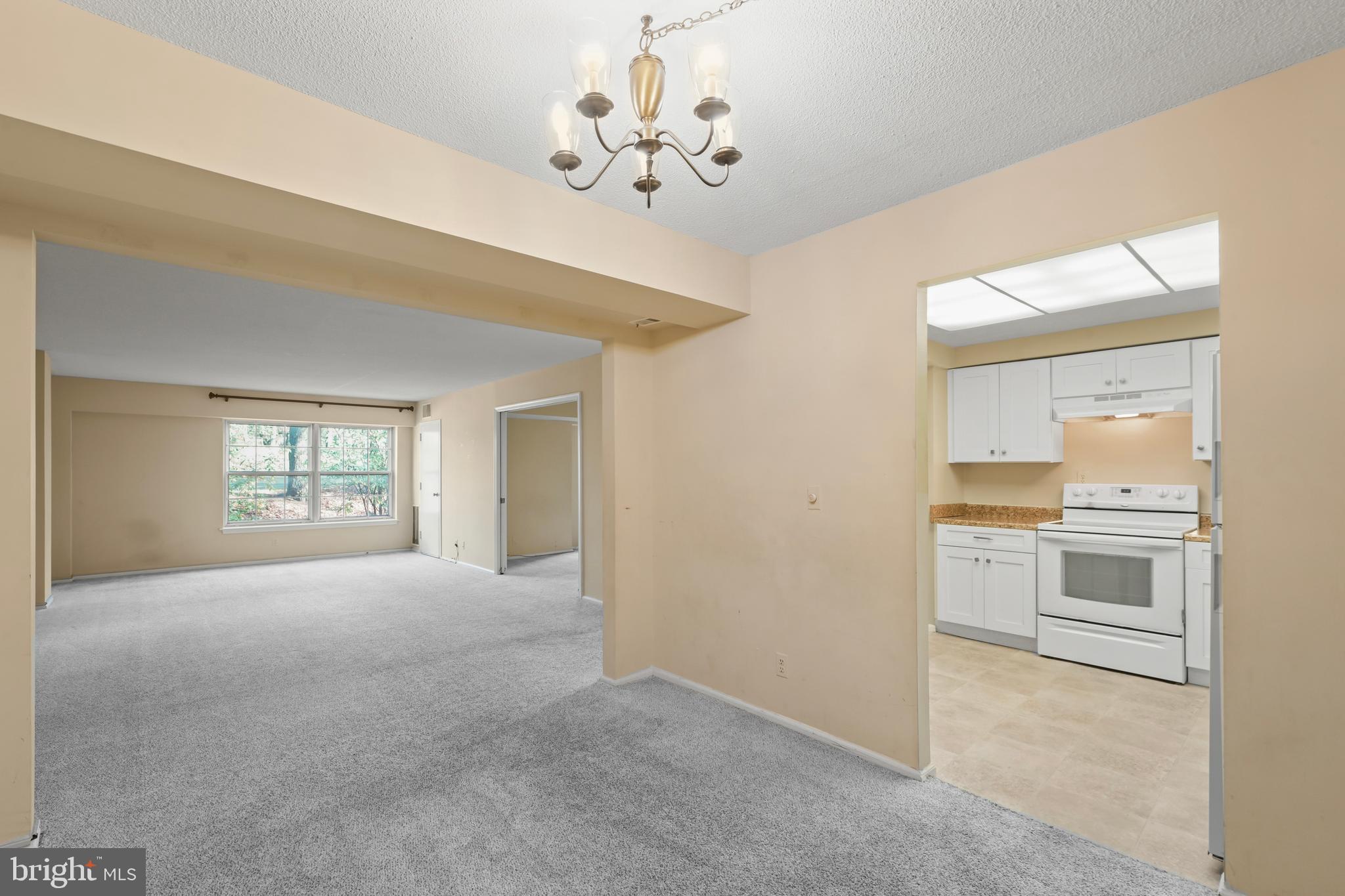 THE COLONIES - Residential