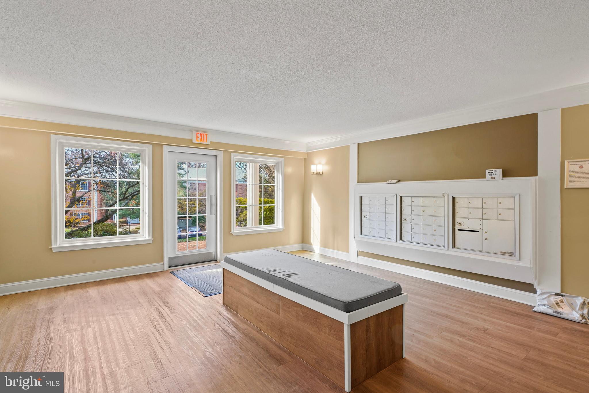 THE COLONIES - Residential